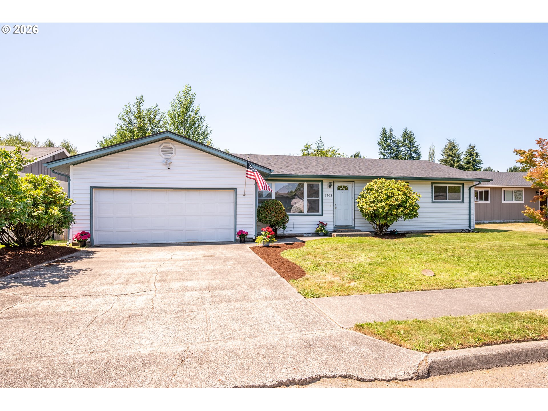 1703 33RD AVE Property Photo 1