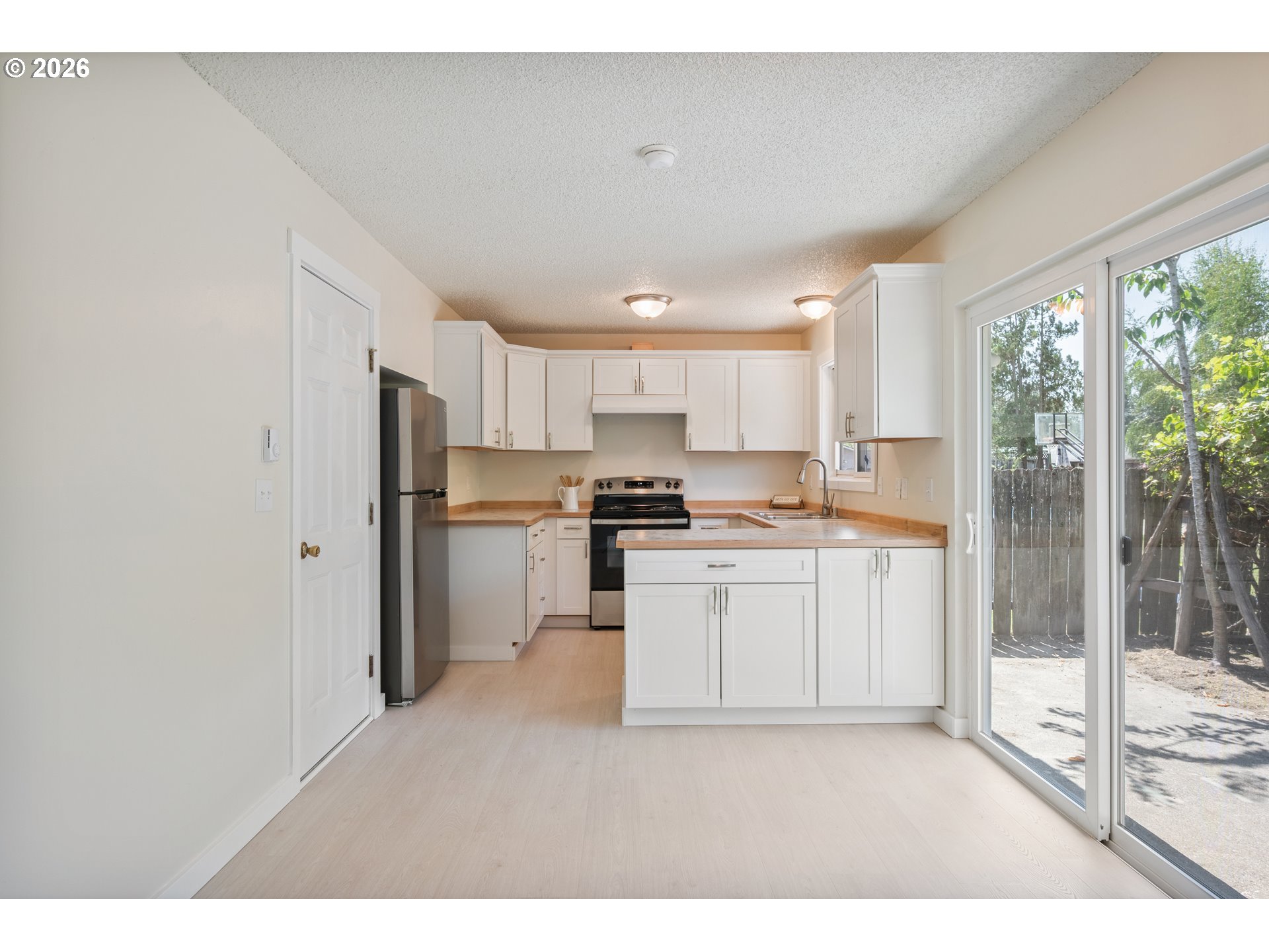 1703 33rd Ave Property Photo 6
