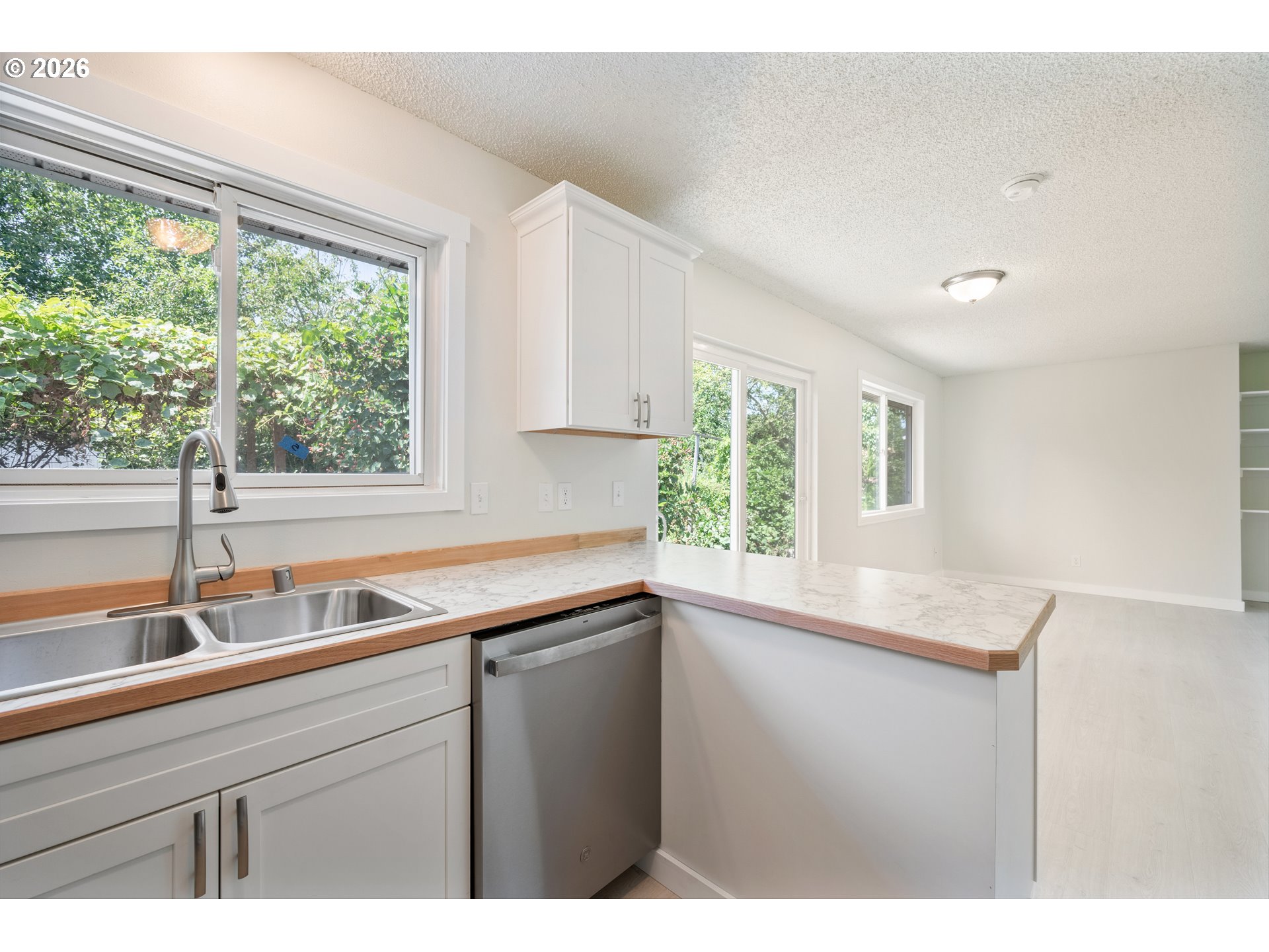 1703 33rd Ave Property Photo 8