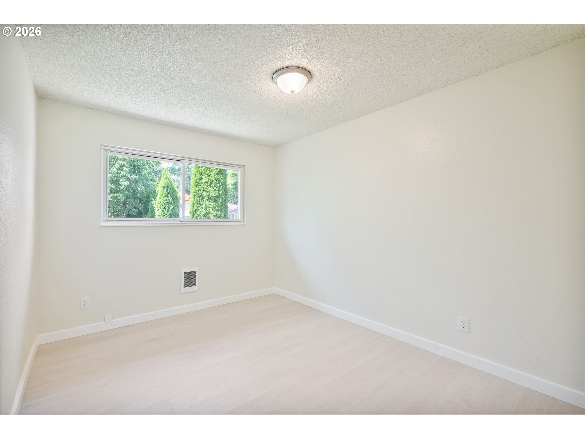 1703 33rd Ave Property Photo 16