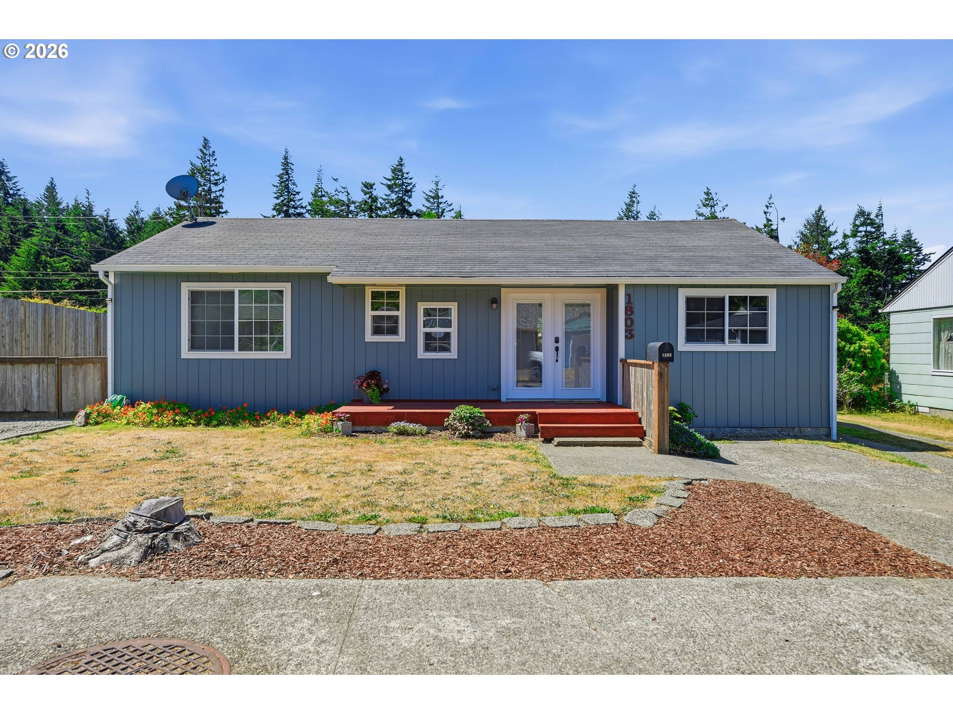 1803 Juniper Ave Property Photo 2