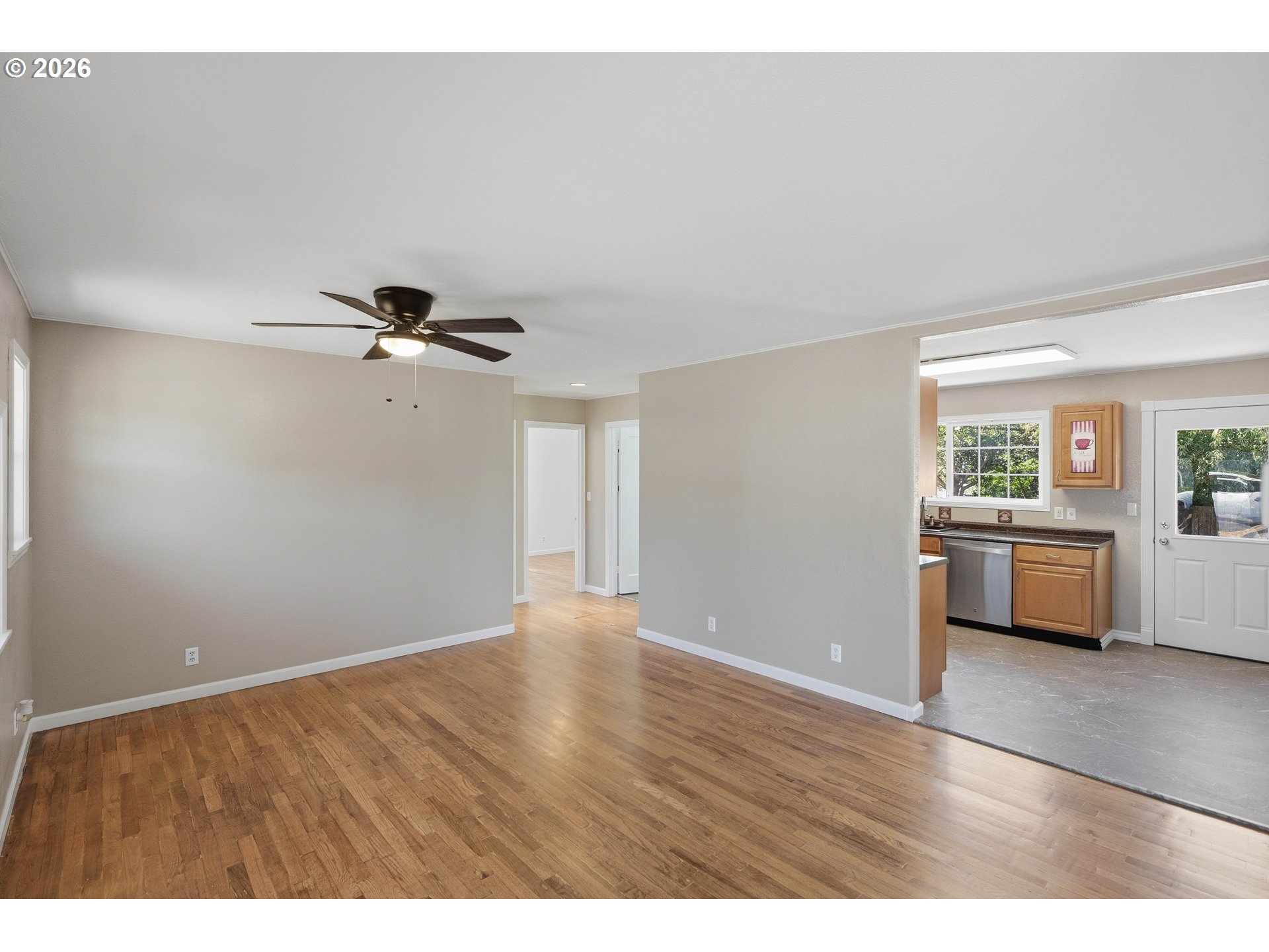 1803 Juniper Ave Property Photo 4