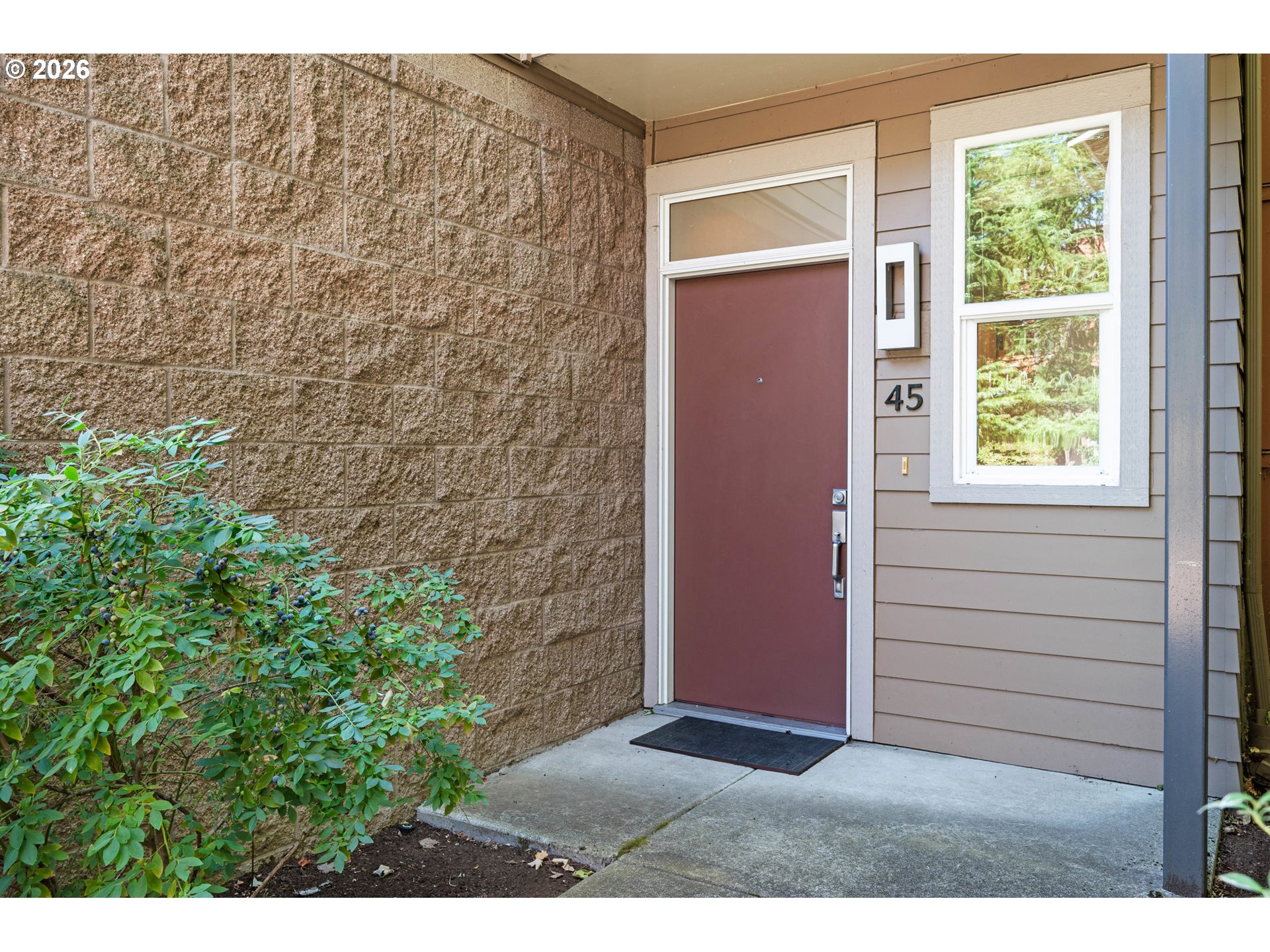 367 Rustic Pl 45 Property Photo 2