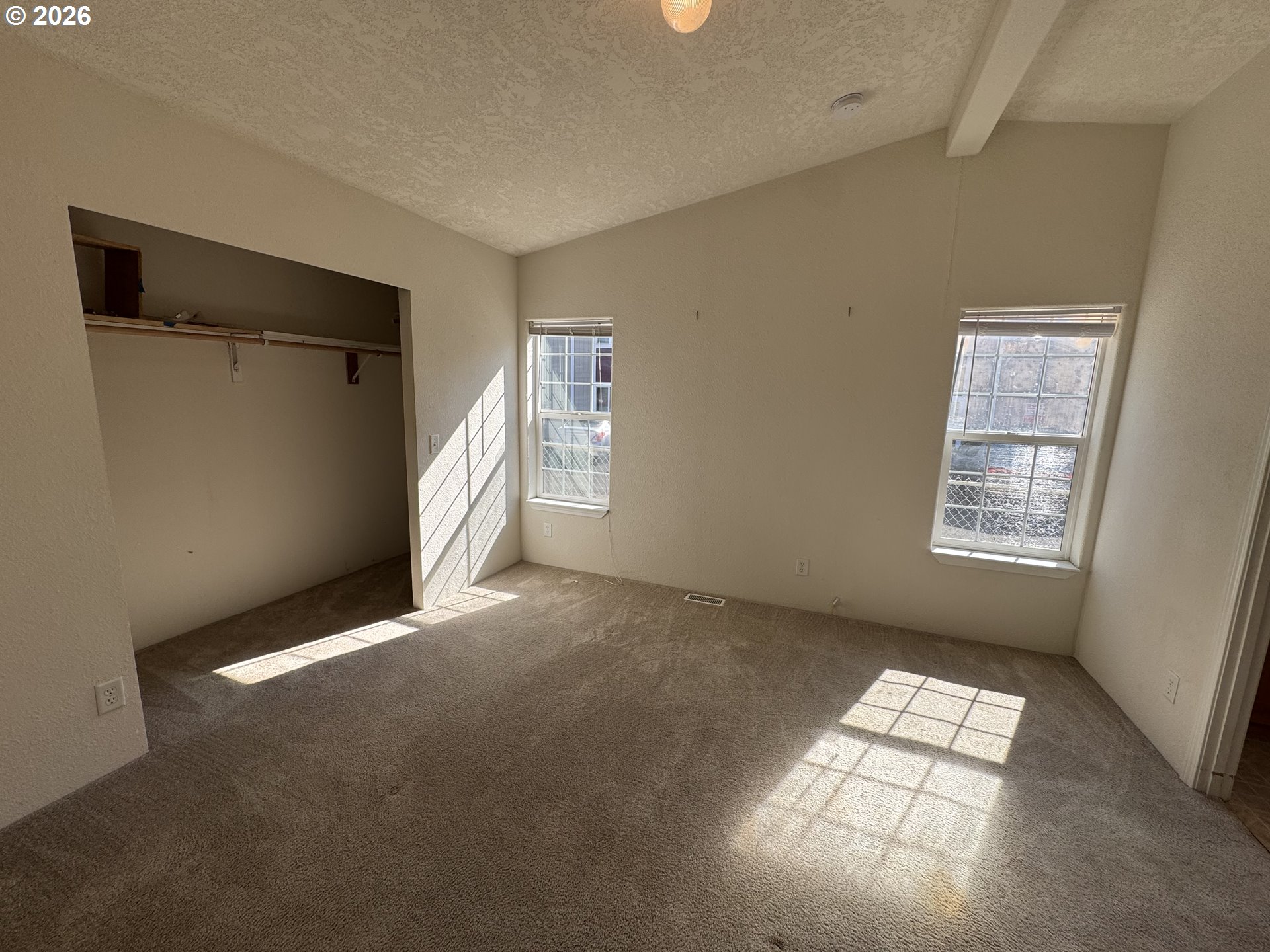 855 Maple St Property Photo 11