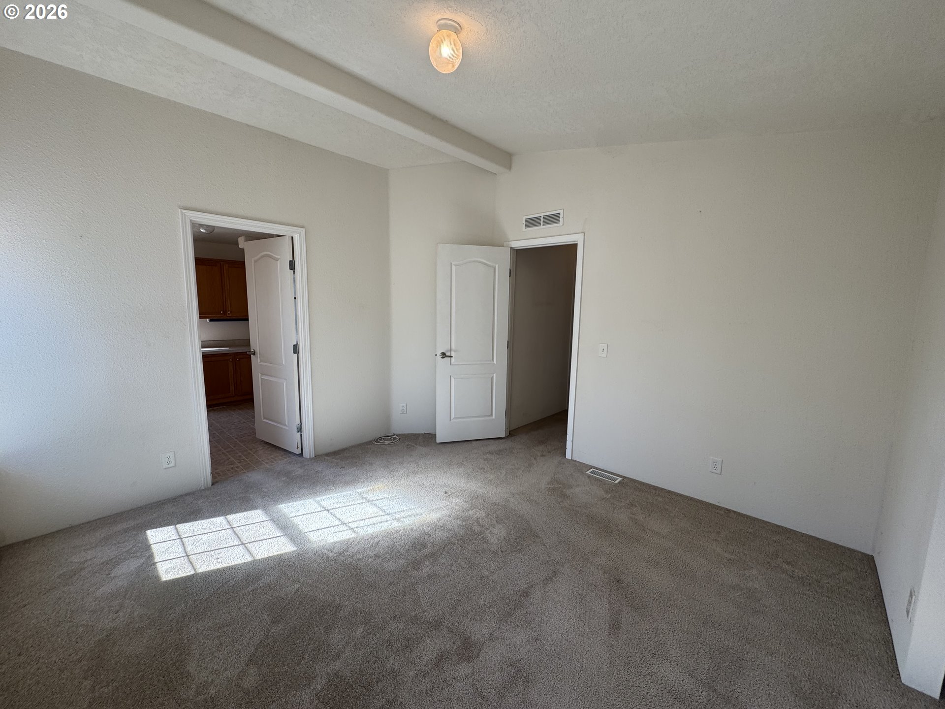 855 Maple St Property Photo 12