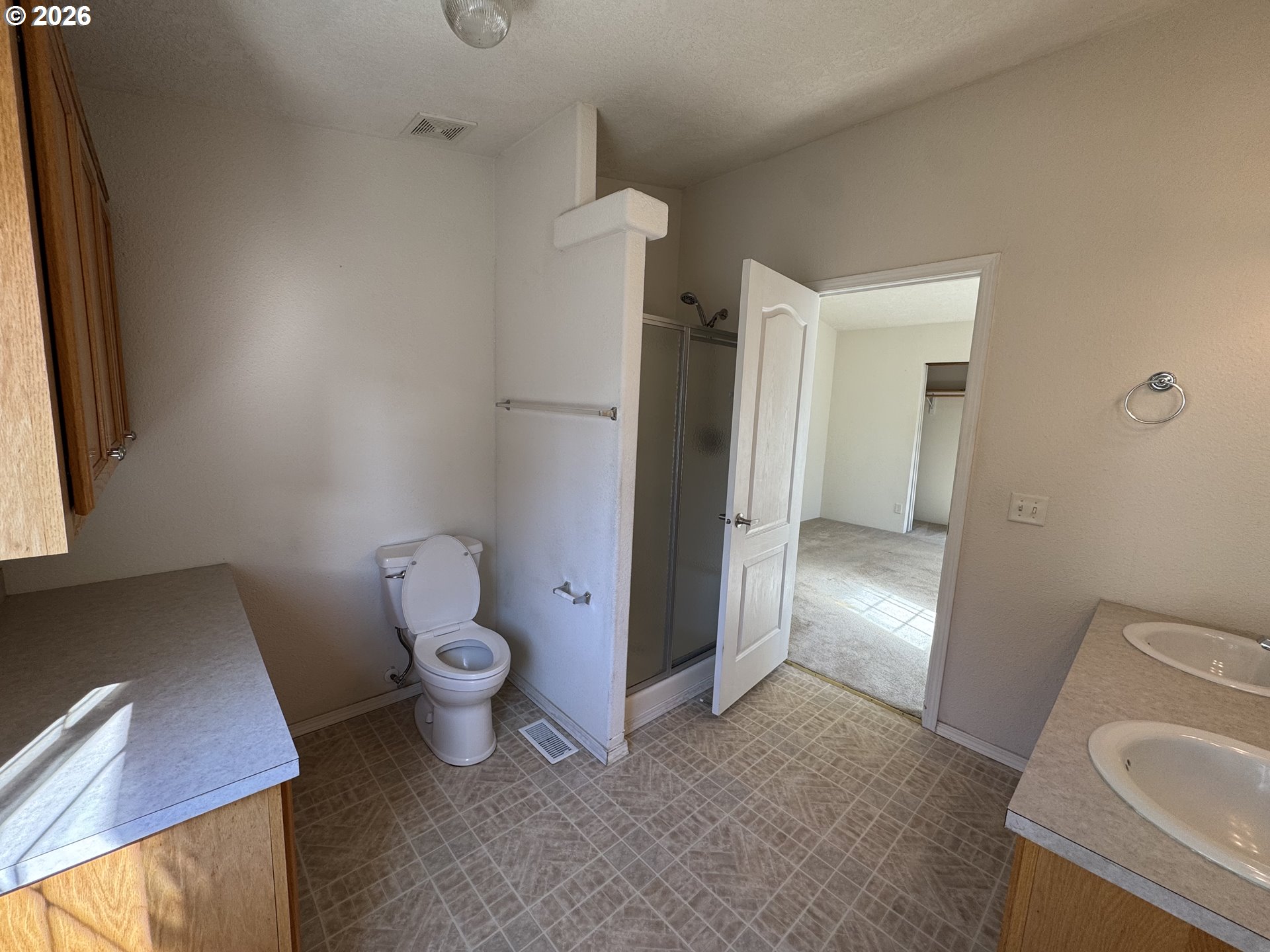 855 Maple St Property Photo 14
