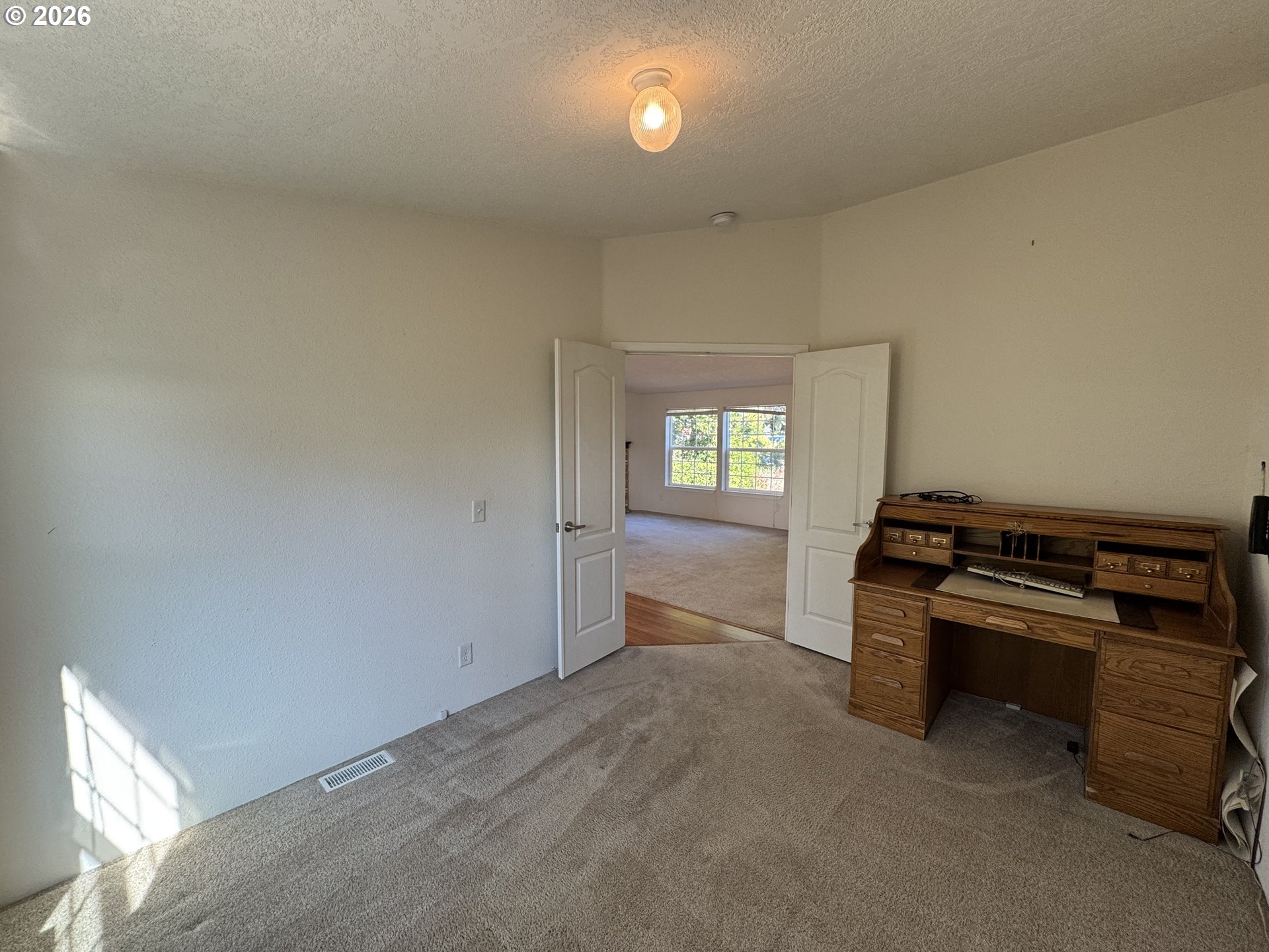 855 Maple St Property Photo 18