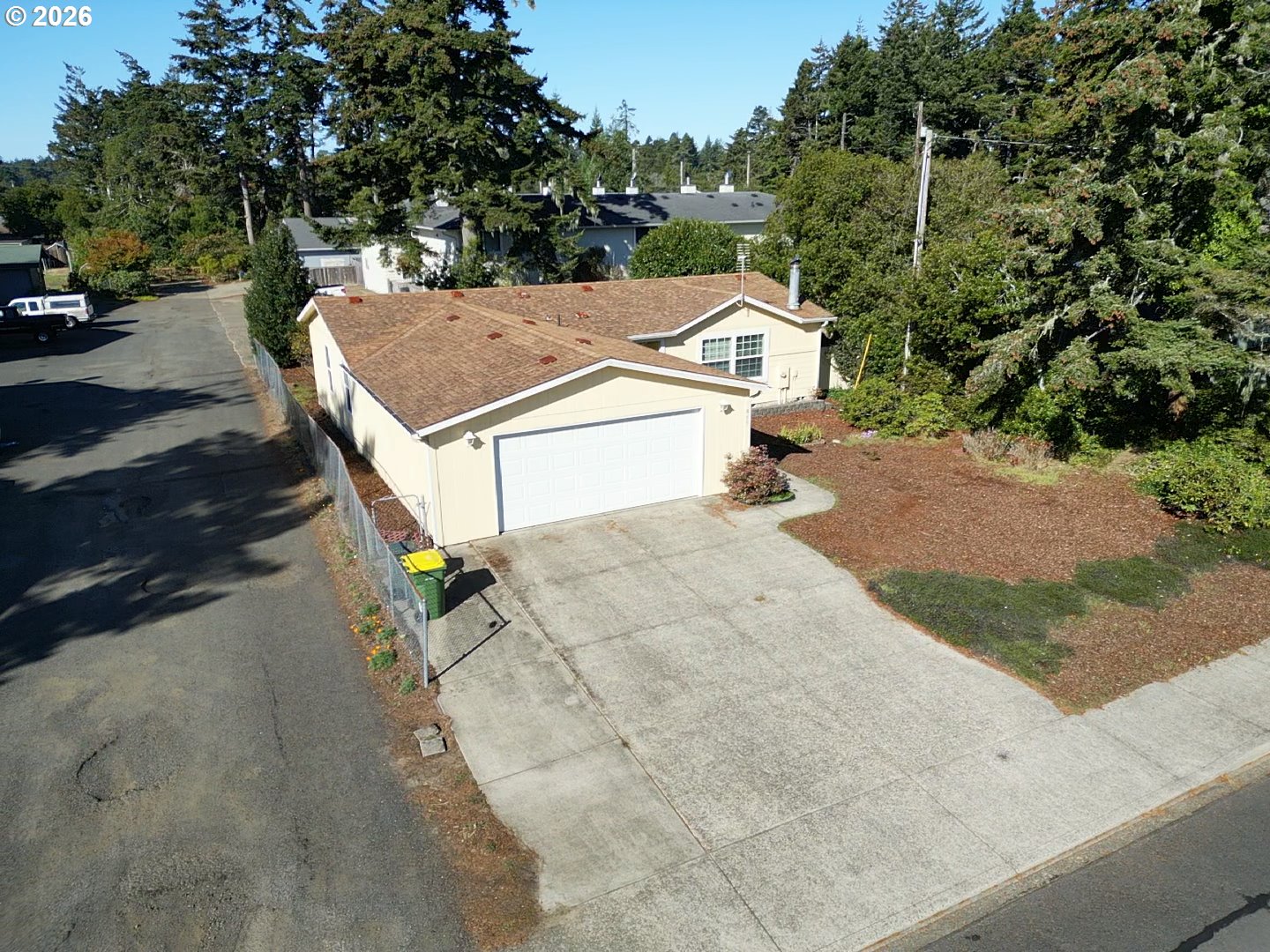 855 Maple St Property Photo 27