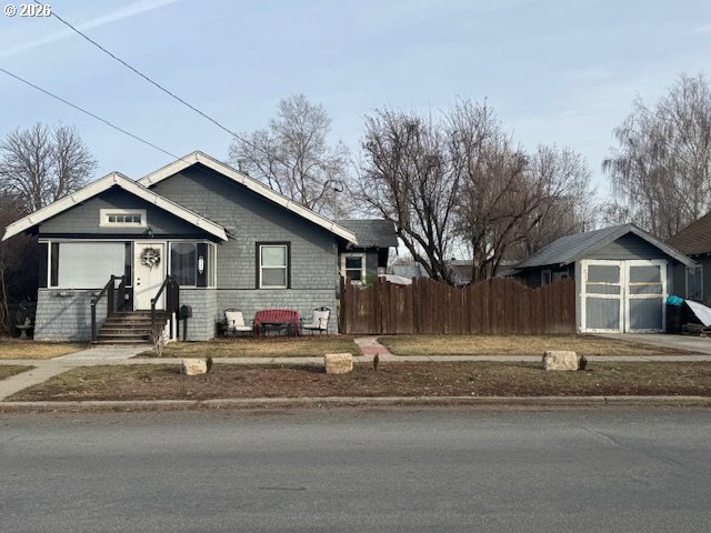 2330 Campbell St Property Photo 2