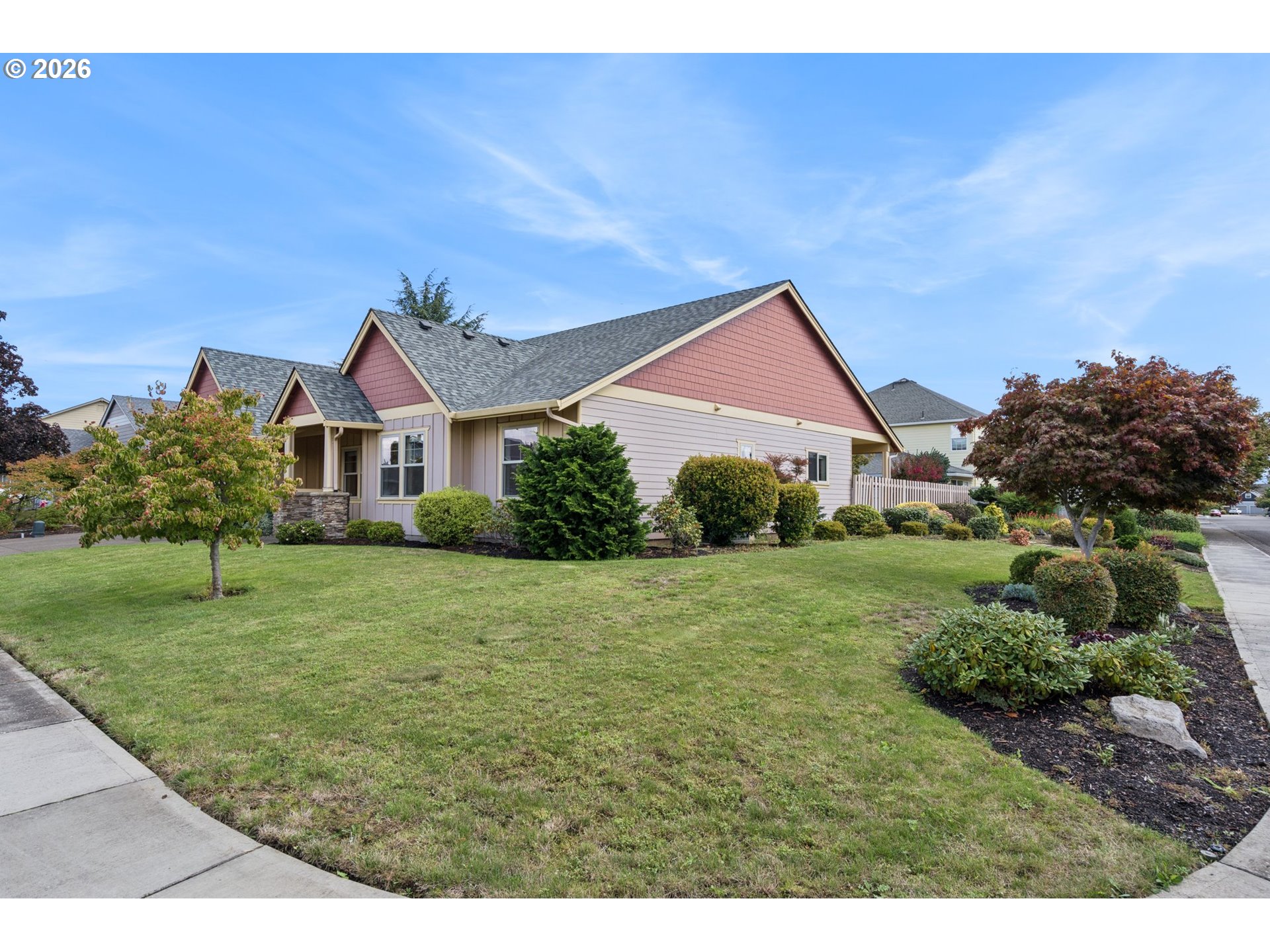 1277 Robert St Property Photo 3