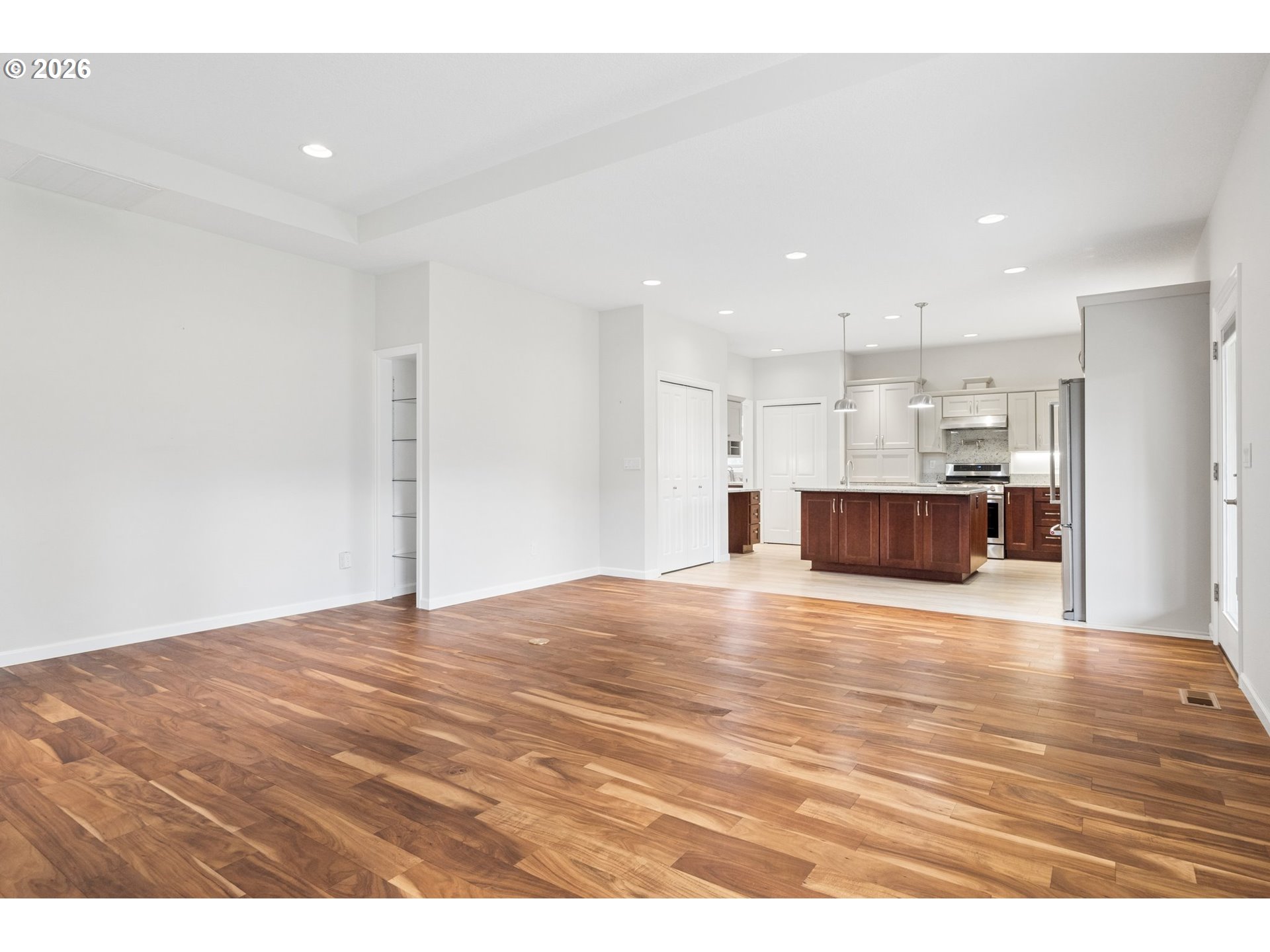 1277 Robert St Property Photo 13