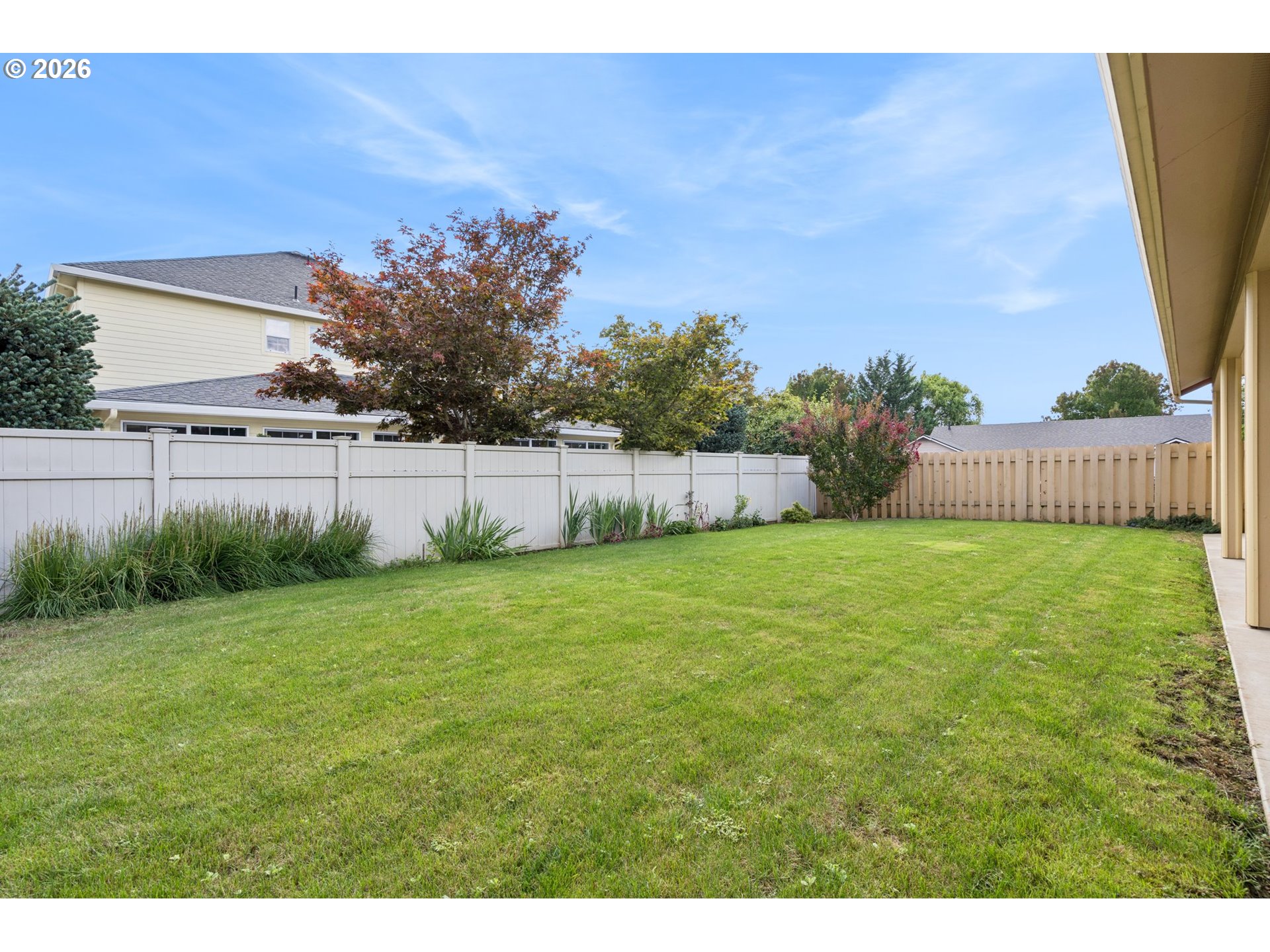 1277 Robert St Property Photo 39