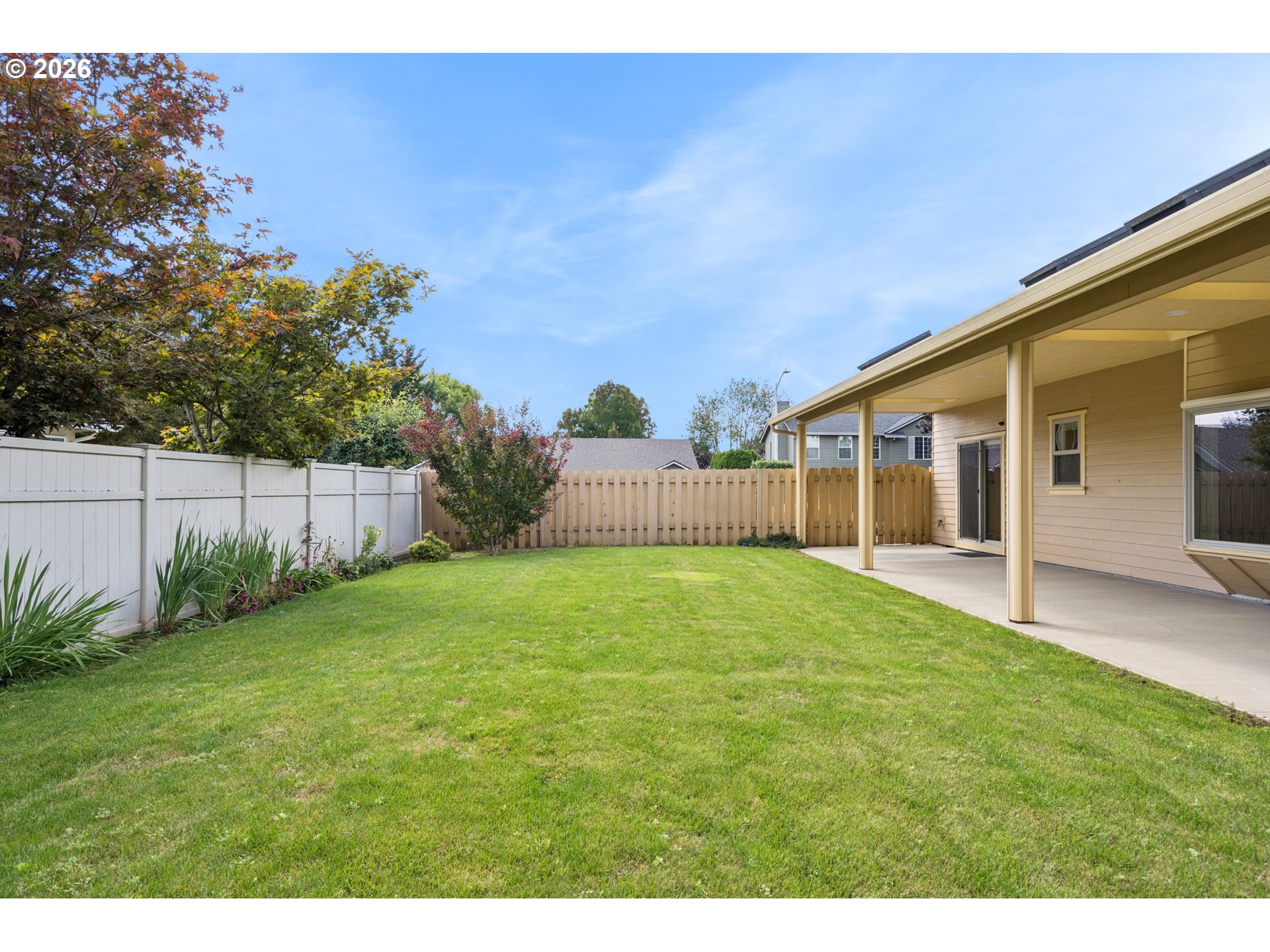 1277 Robert St Property Photo 43
