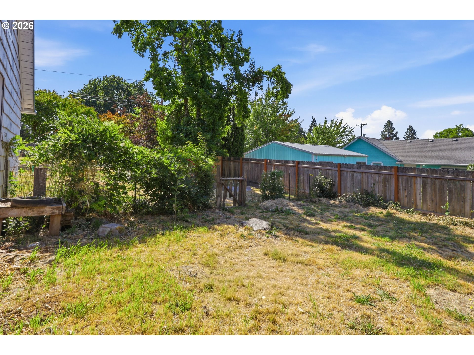687 Jefferson St Property Photo 33