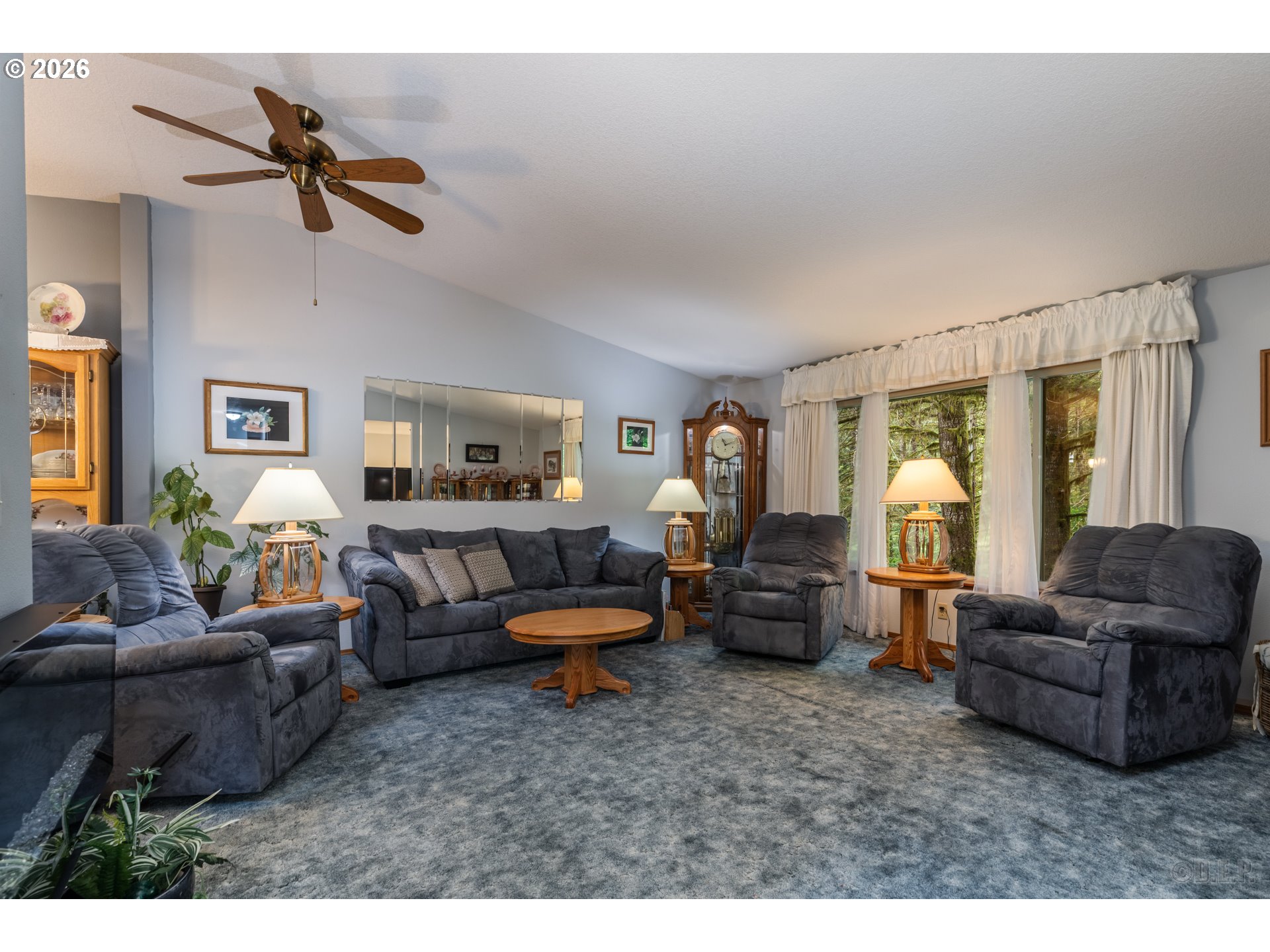 9958 Beach Dr Property Photo 2