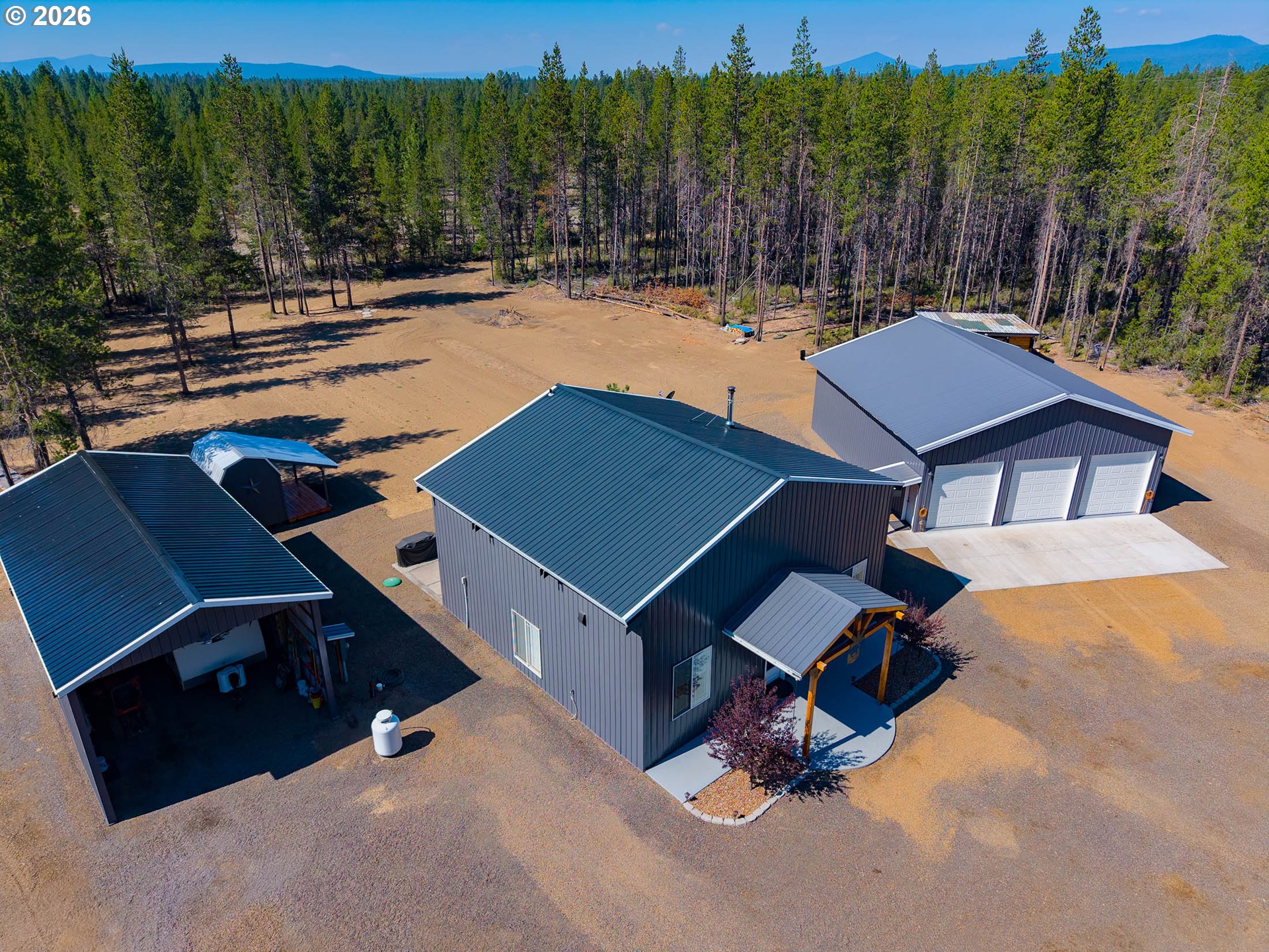 148643 Highway 97 Property Photo 1