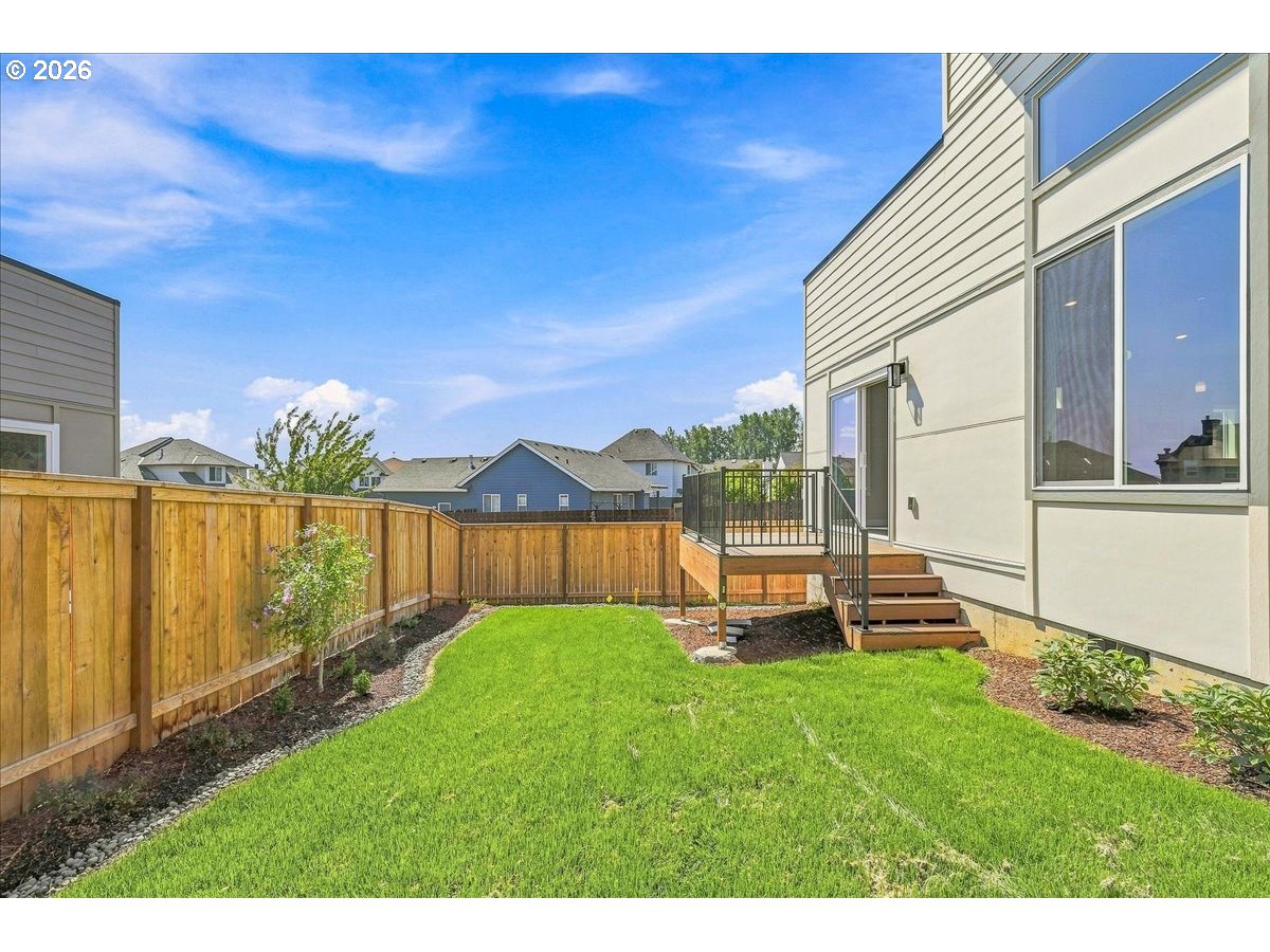 200 Black Hawk Ct Property Photo 5