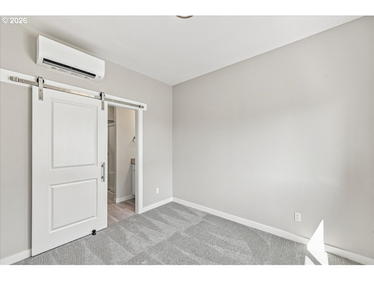 200 Black Hawk Ct Property Photo 23
