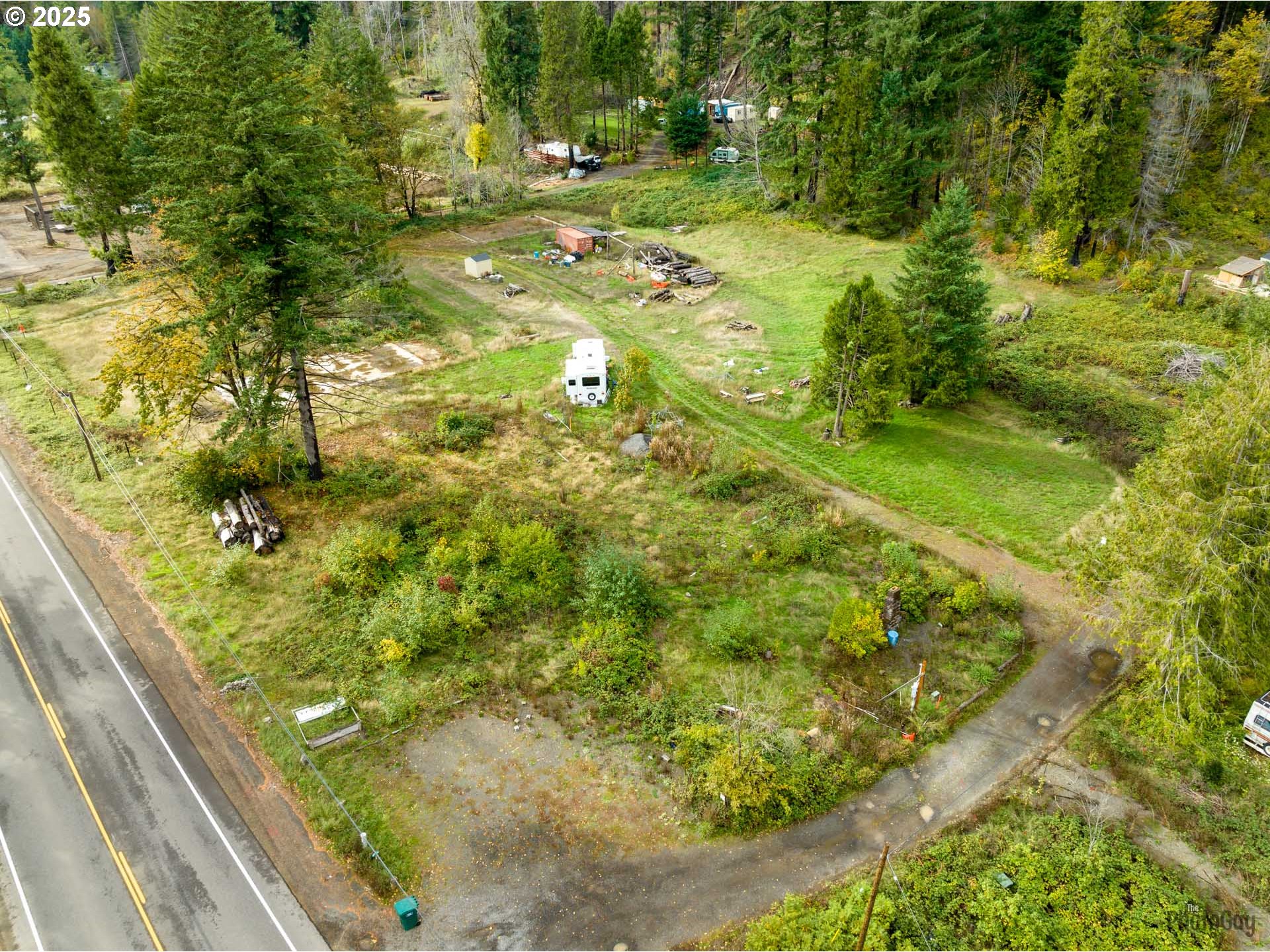 49687 Mckenzie Hwy Property Photo 14
