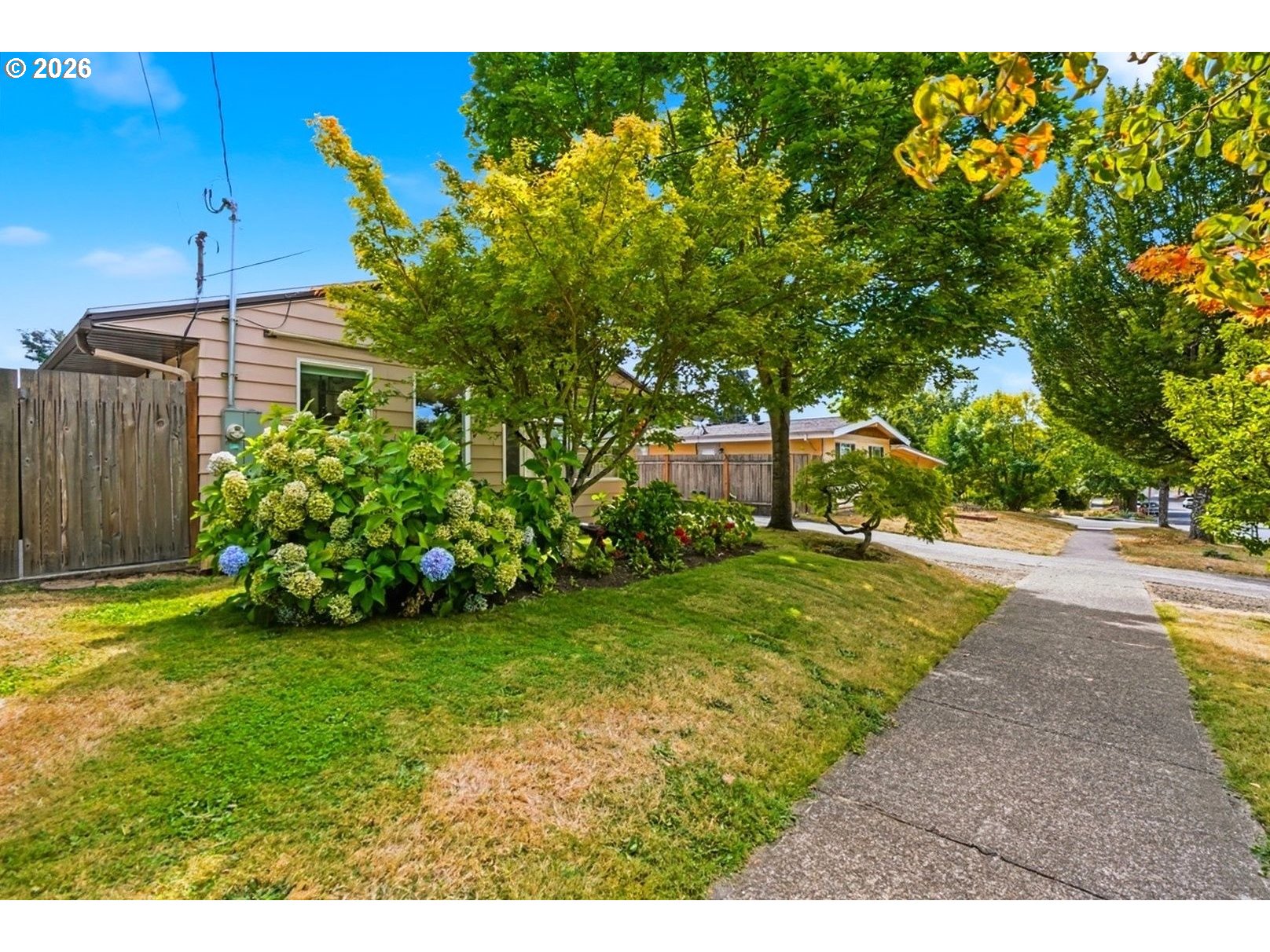 2111 C St Property Photo 3