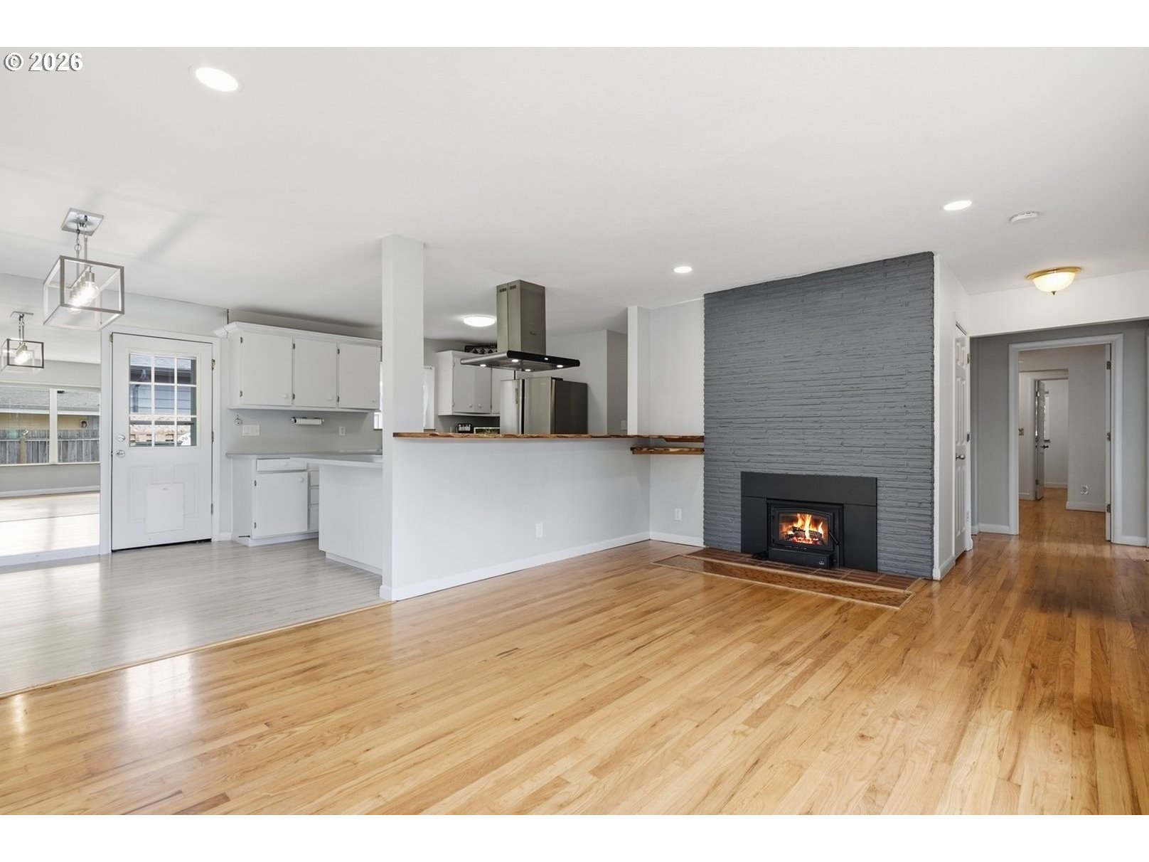 2111 C St Property Photo 6