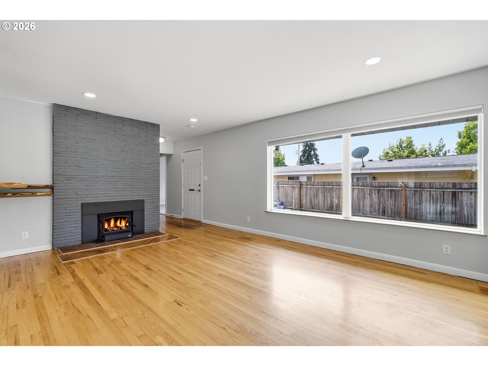 2111 C St Property Photo 7