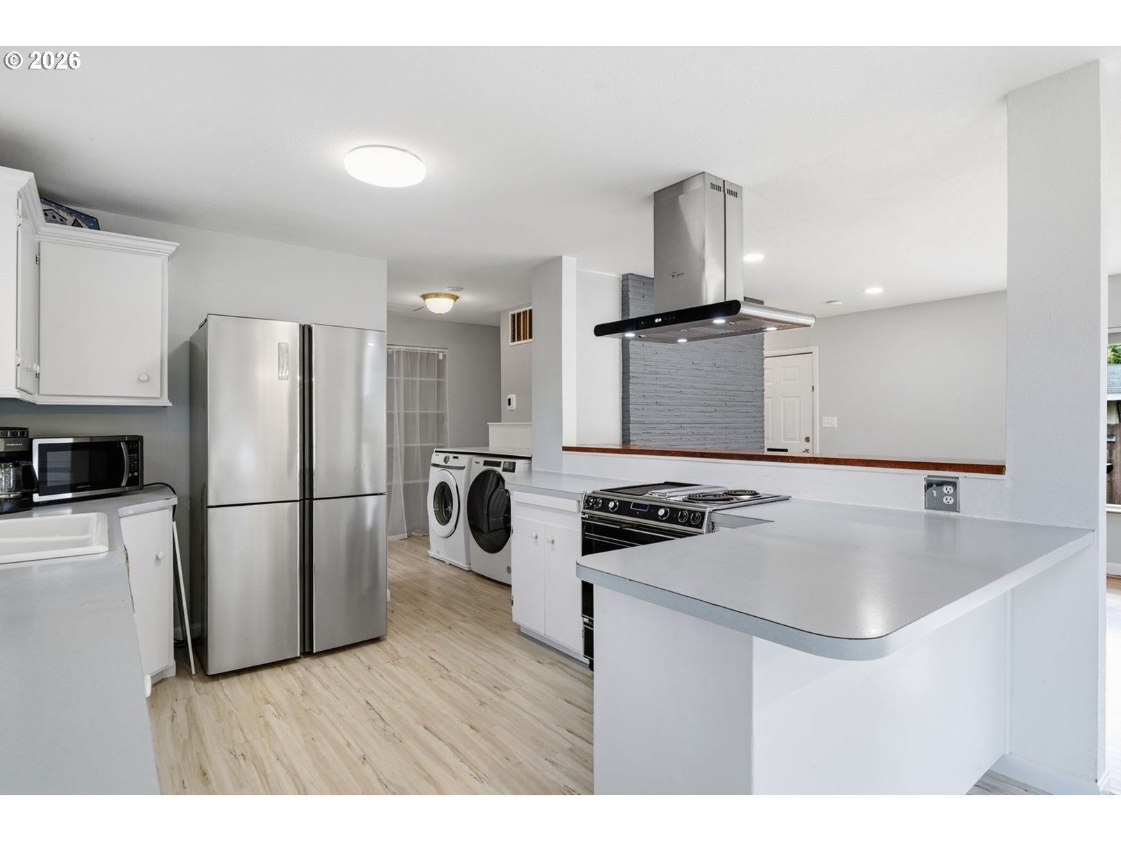 2111 C St Property Photo 11