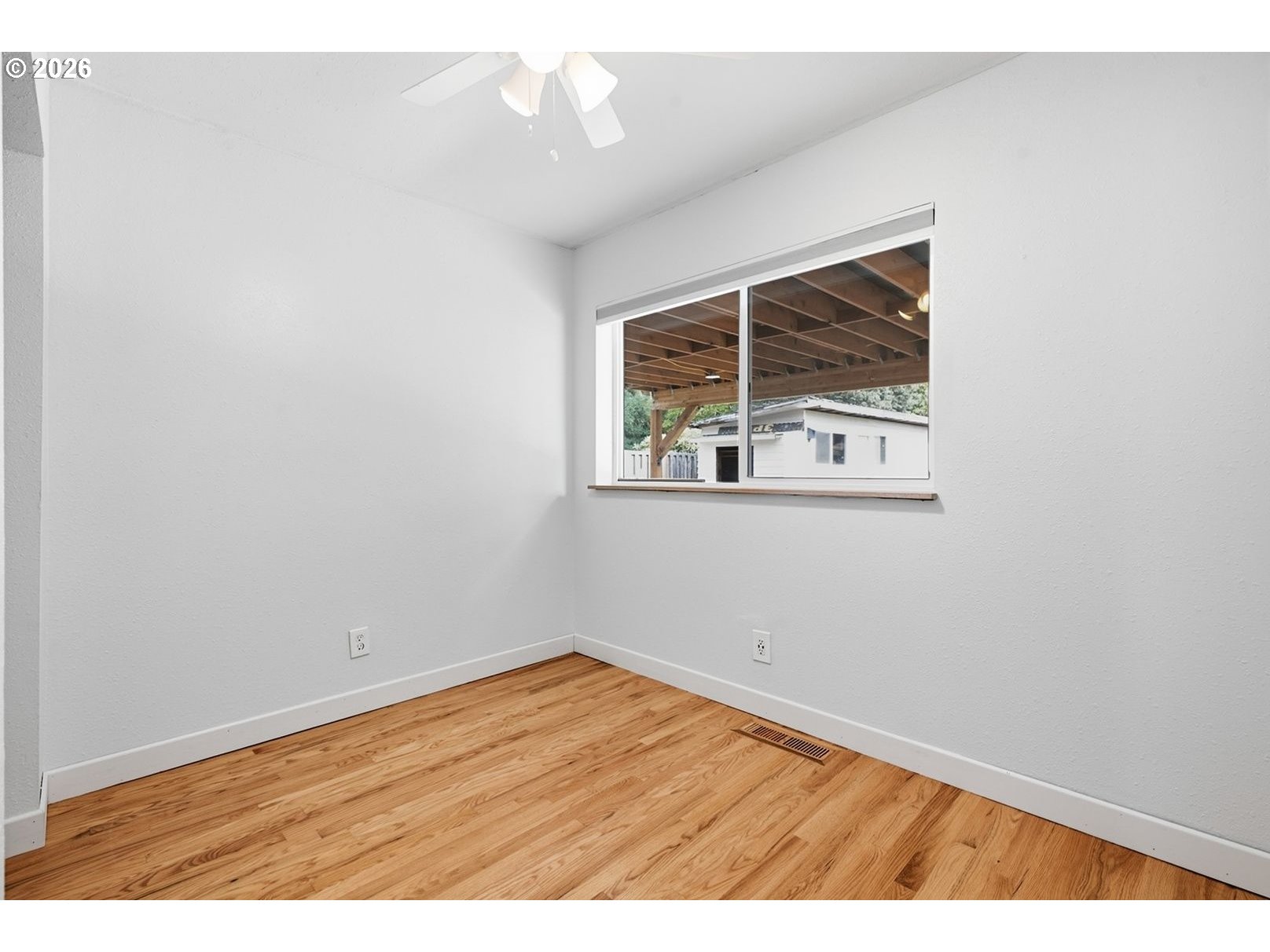 2111 C St Property Photo 20