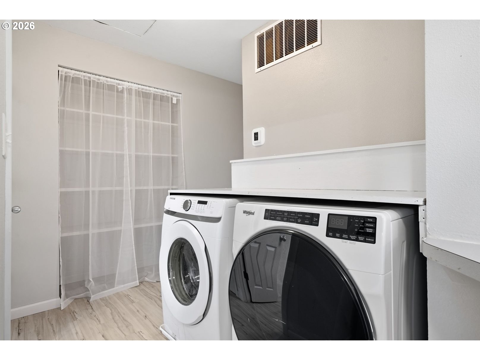 2111 C St Property Photo 27