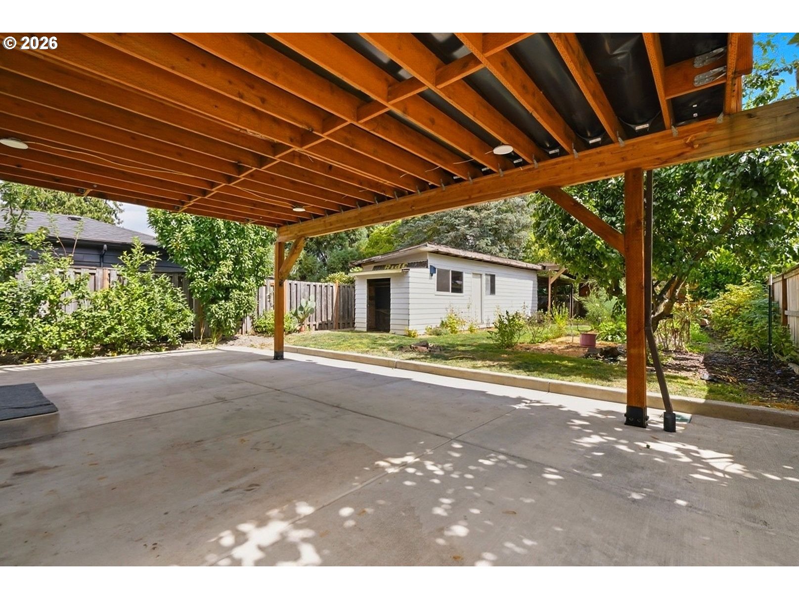 2111 C St Property Photo 28