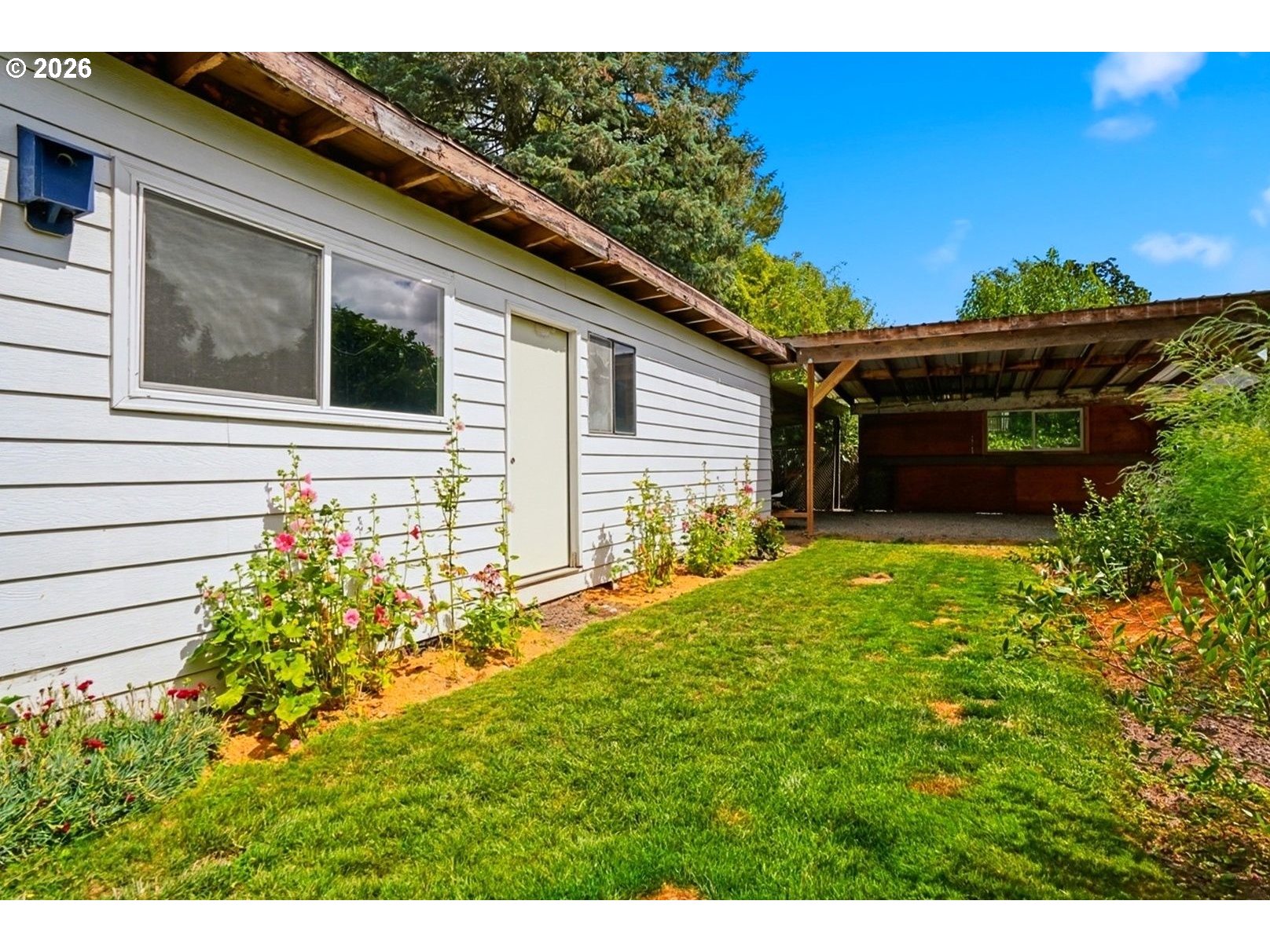 2111 C St Property Photo 31