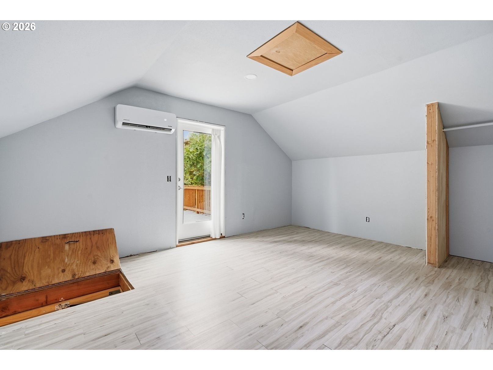 2111 C St Property Photo 38