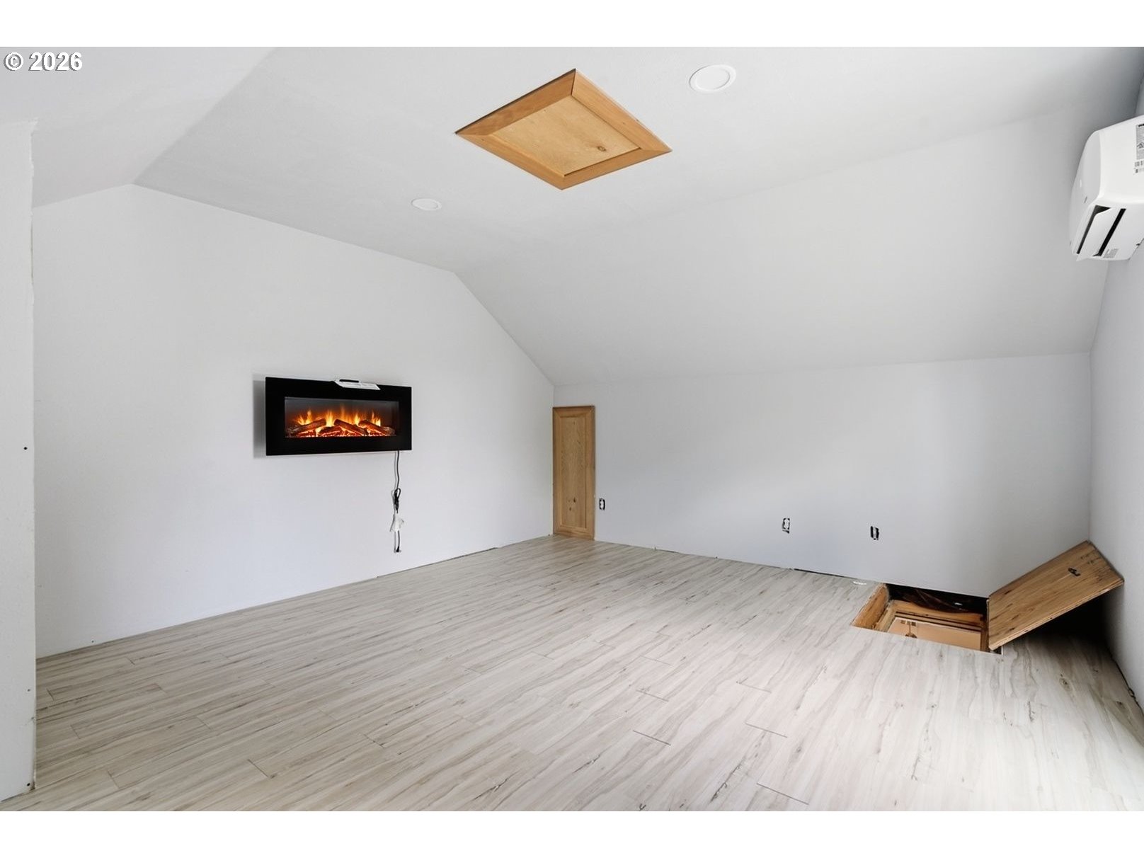 2111 C St Property Photo 39