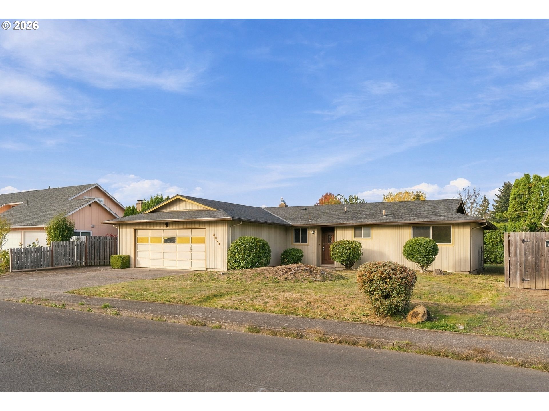 4077 Penticton Cir Ne Property Photo 2