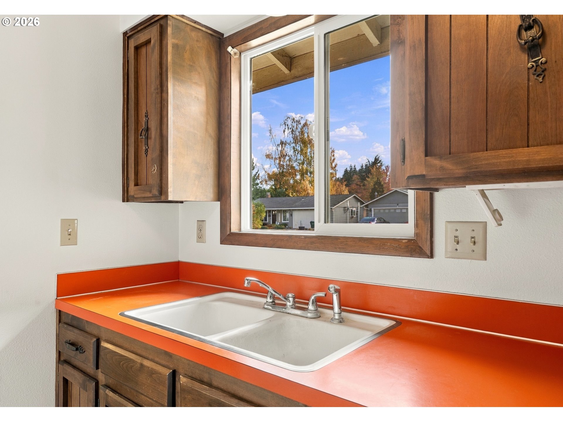 4077 Penticton Cir Ne Property Photo 13