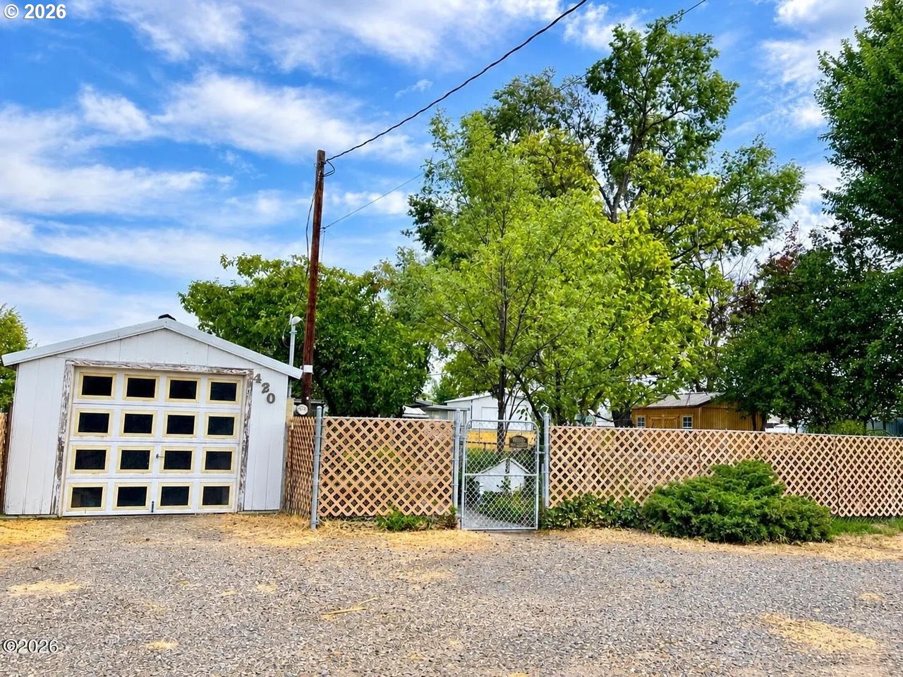 420 Ne Eighth St Property Photo 18
