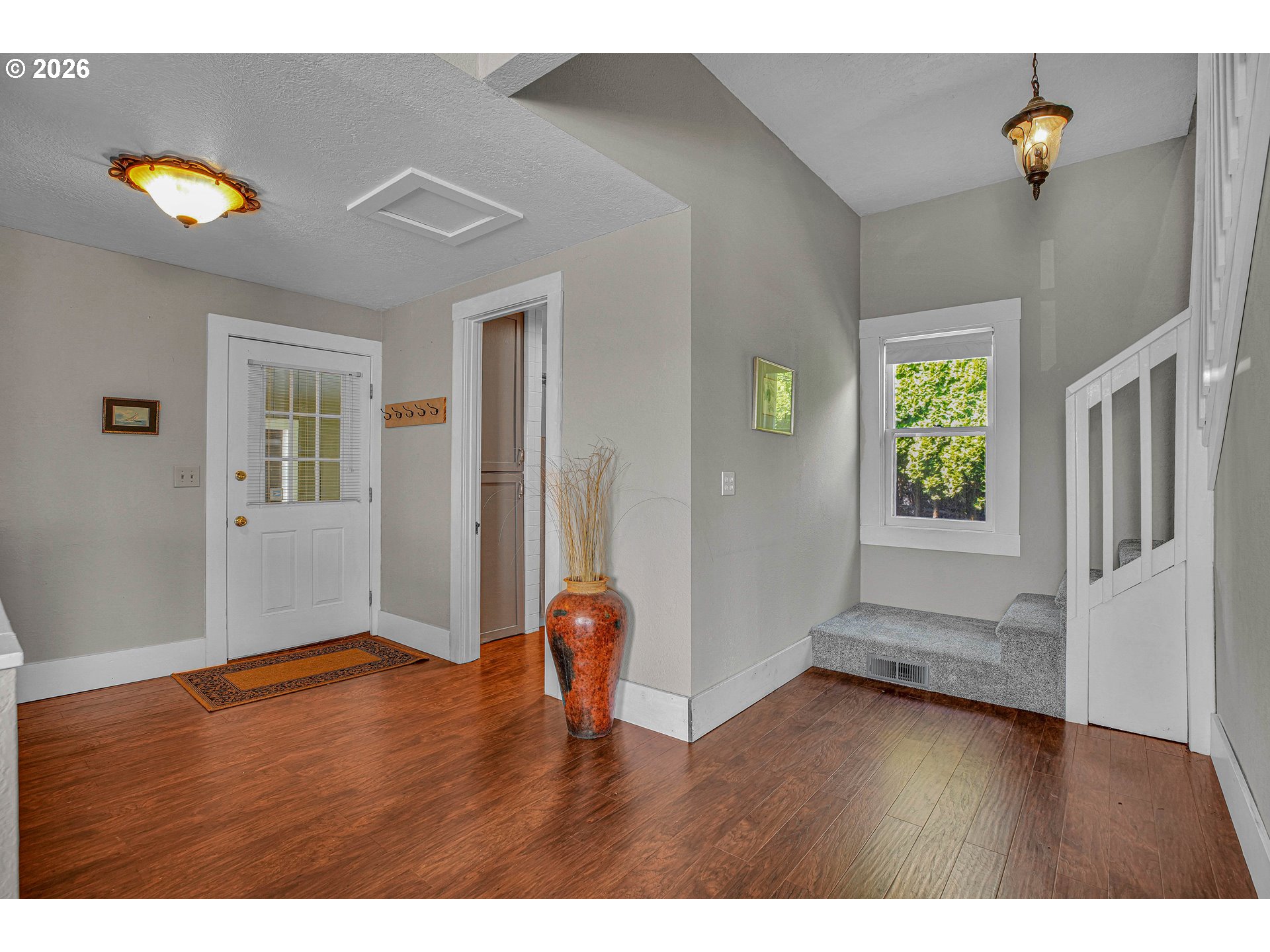 406 W C St Property Photo 24