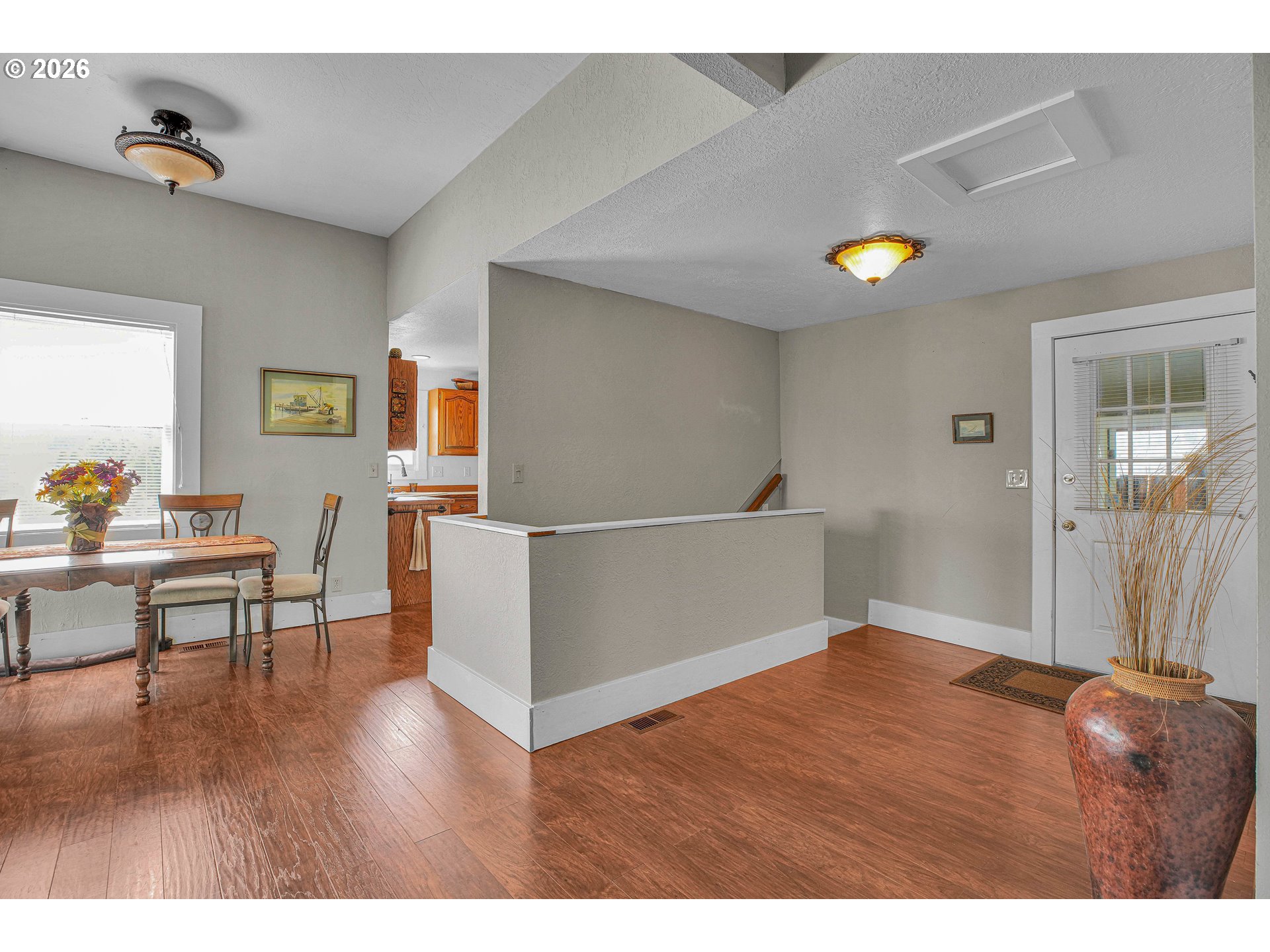 406 W C St Property Photo 25