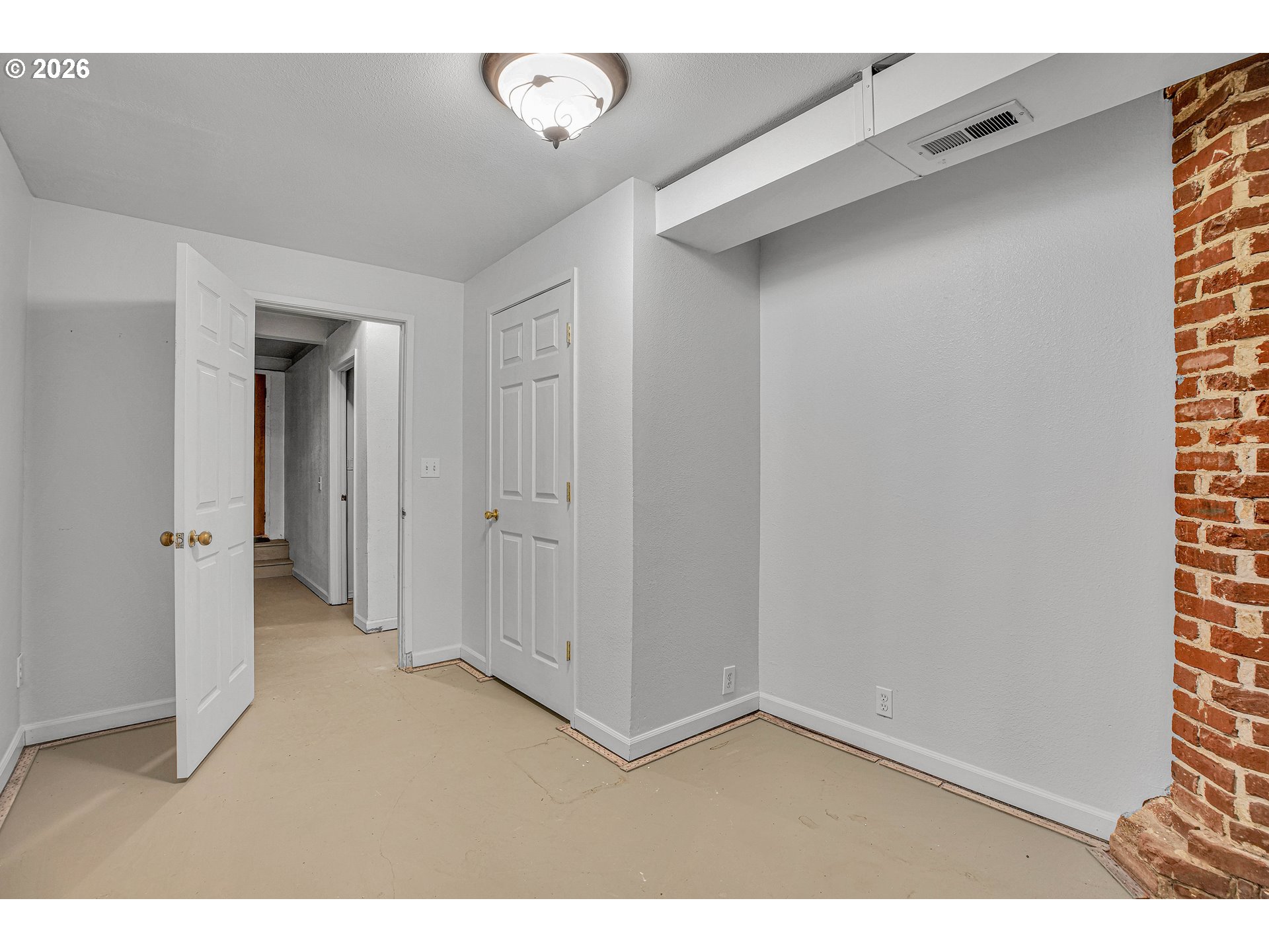 406 W C St Property Photo 34
