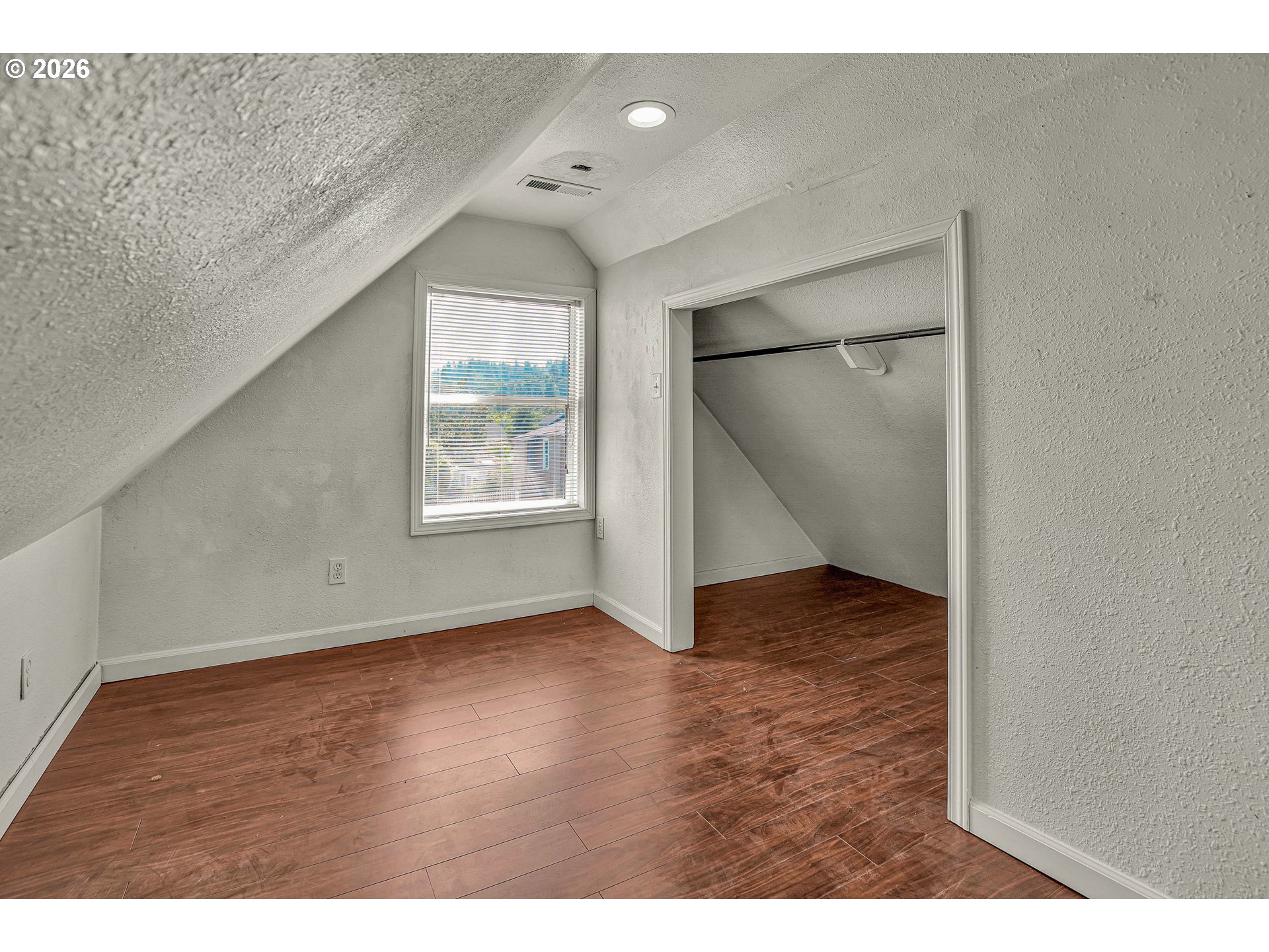 406 W C St Property Photo 37