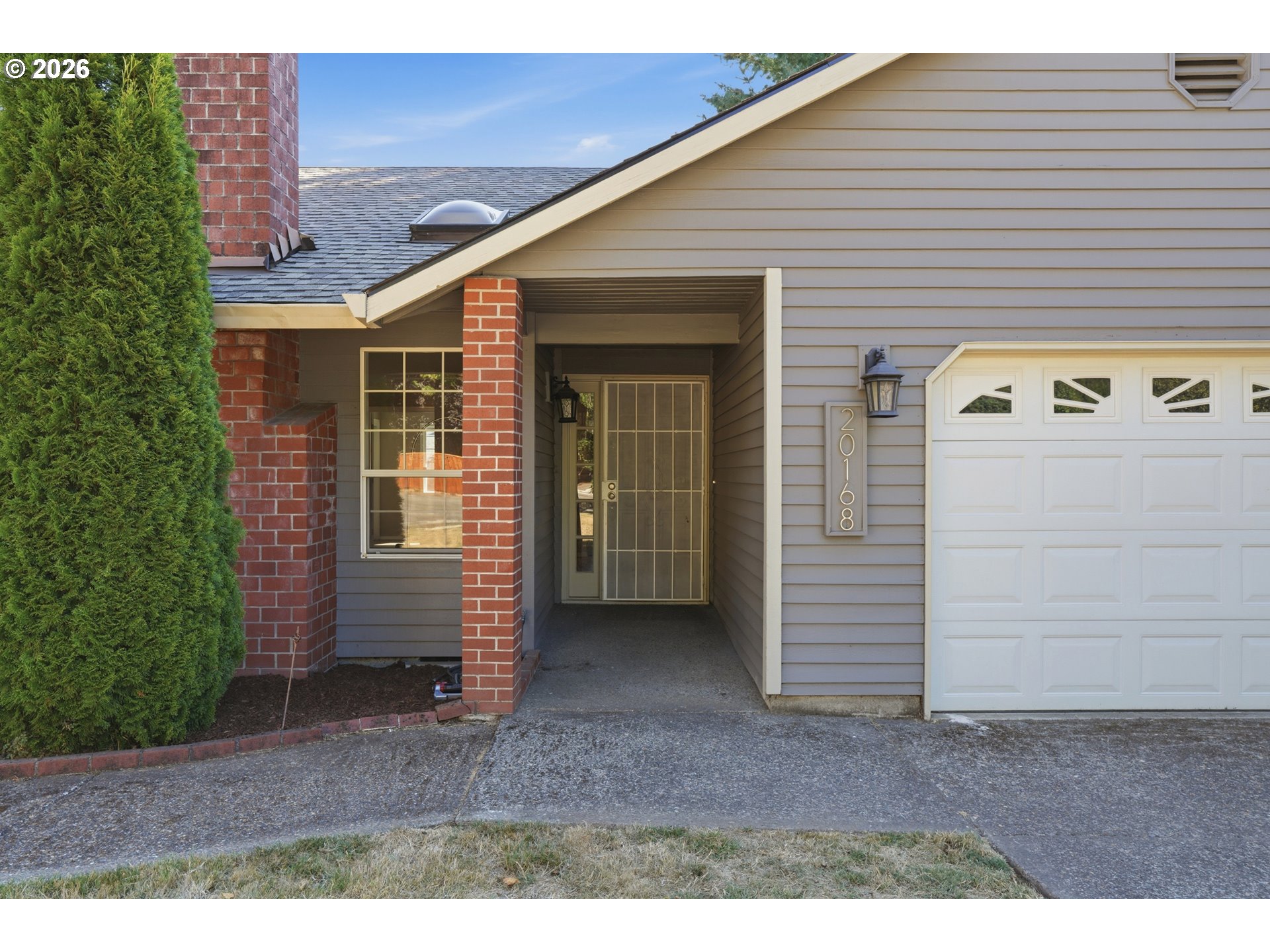 20168 Sw Tillamook Ct Property Photo 1