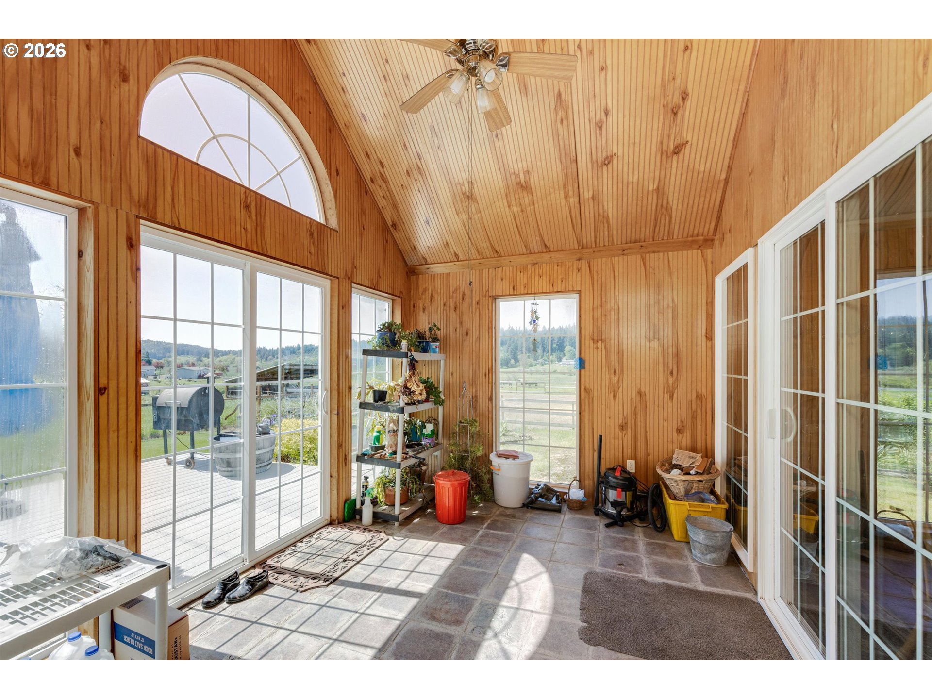 24200 Ne Spring Hill Rd Property Photo 24