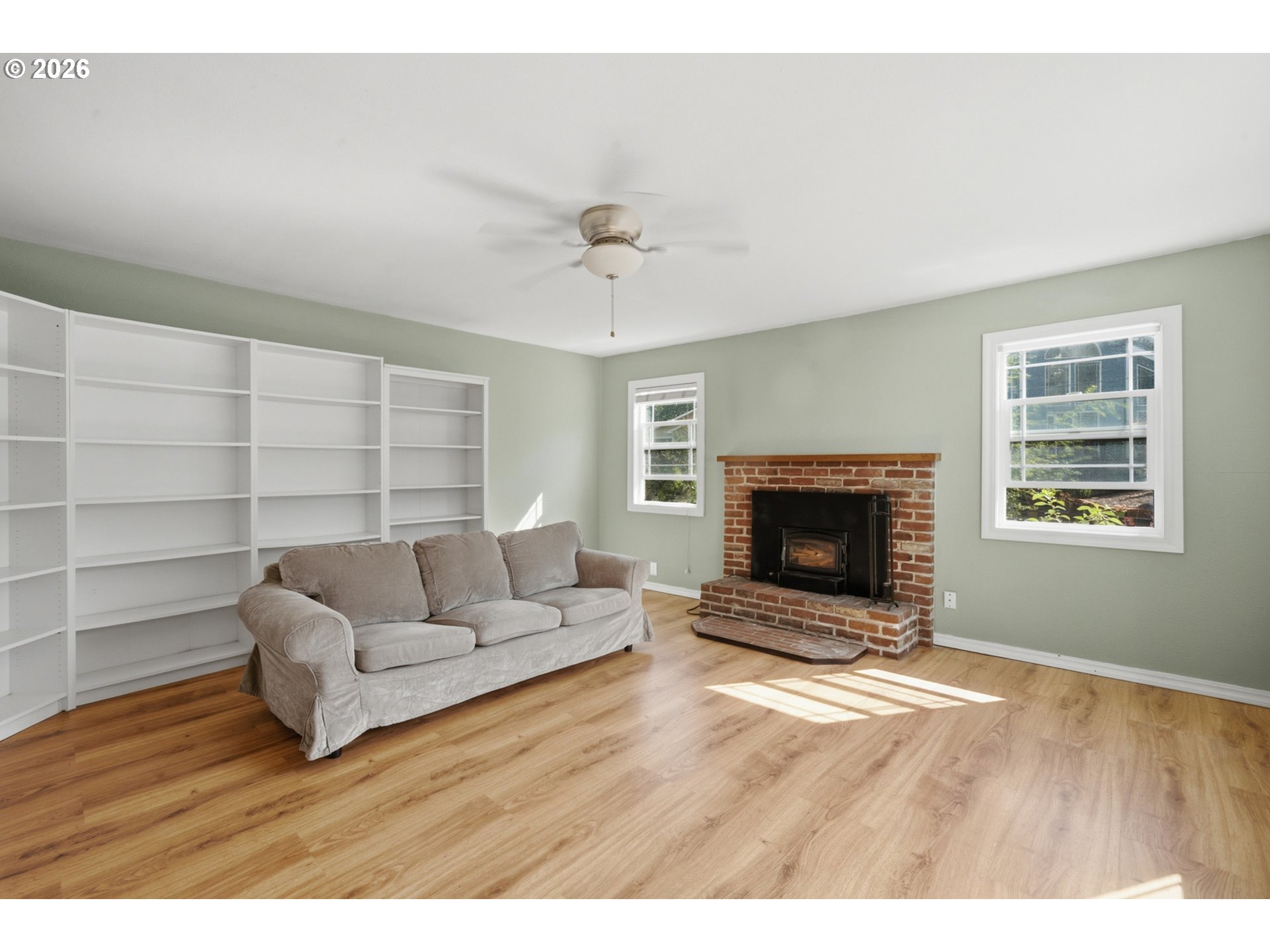 1540 Vista View Dr W Property Photo 10