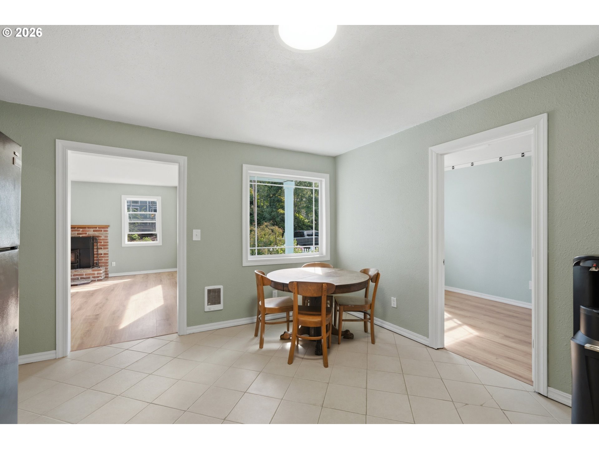 1540 Vista View Dr W Property Photo 14