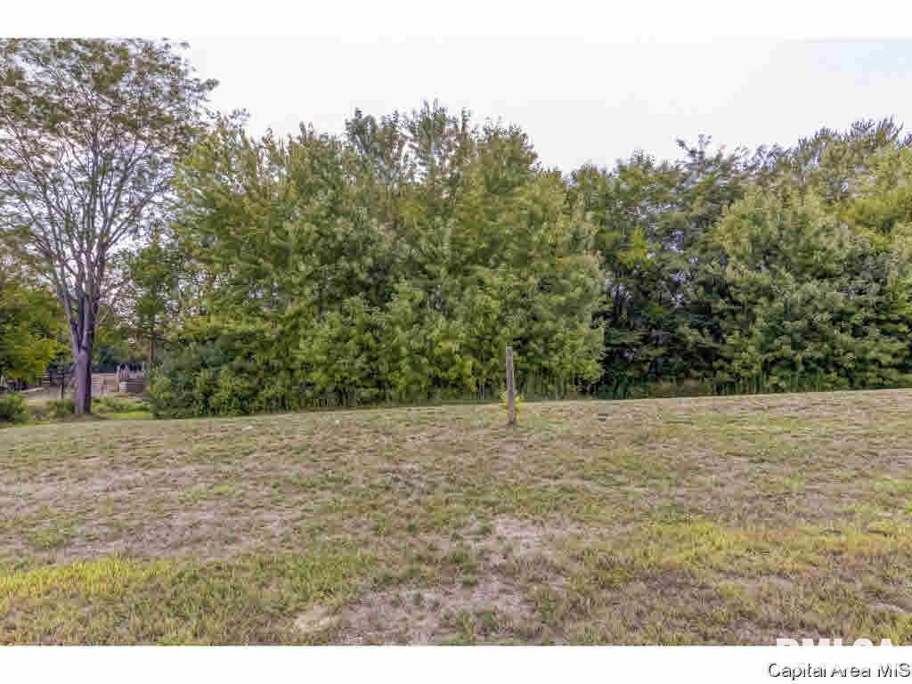 405 RAMBLEWOOD Road