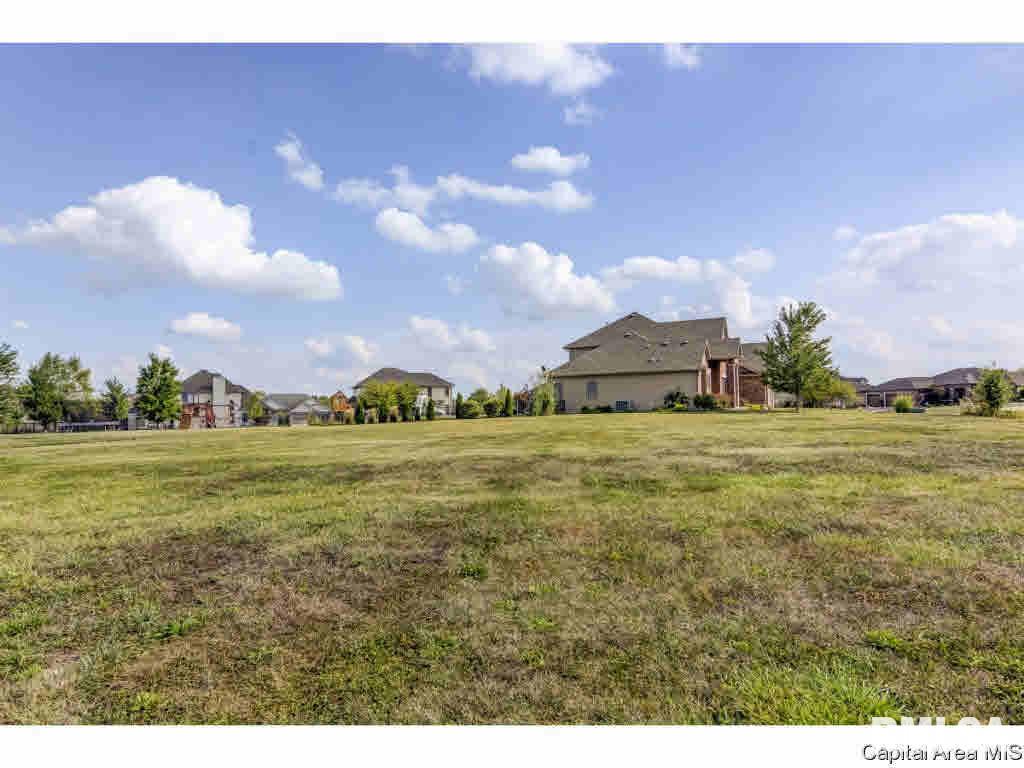 400 Ramblewood Road Property Photo 1