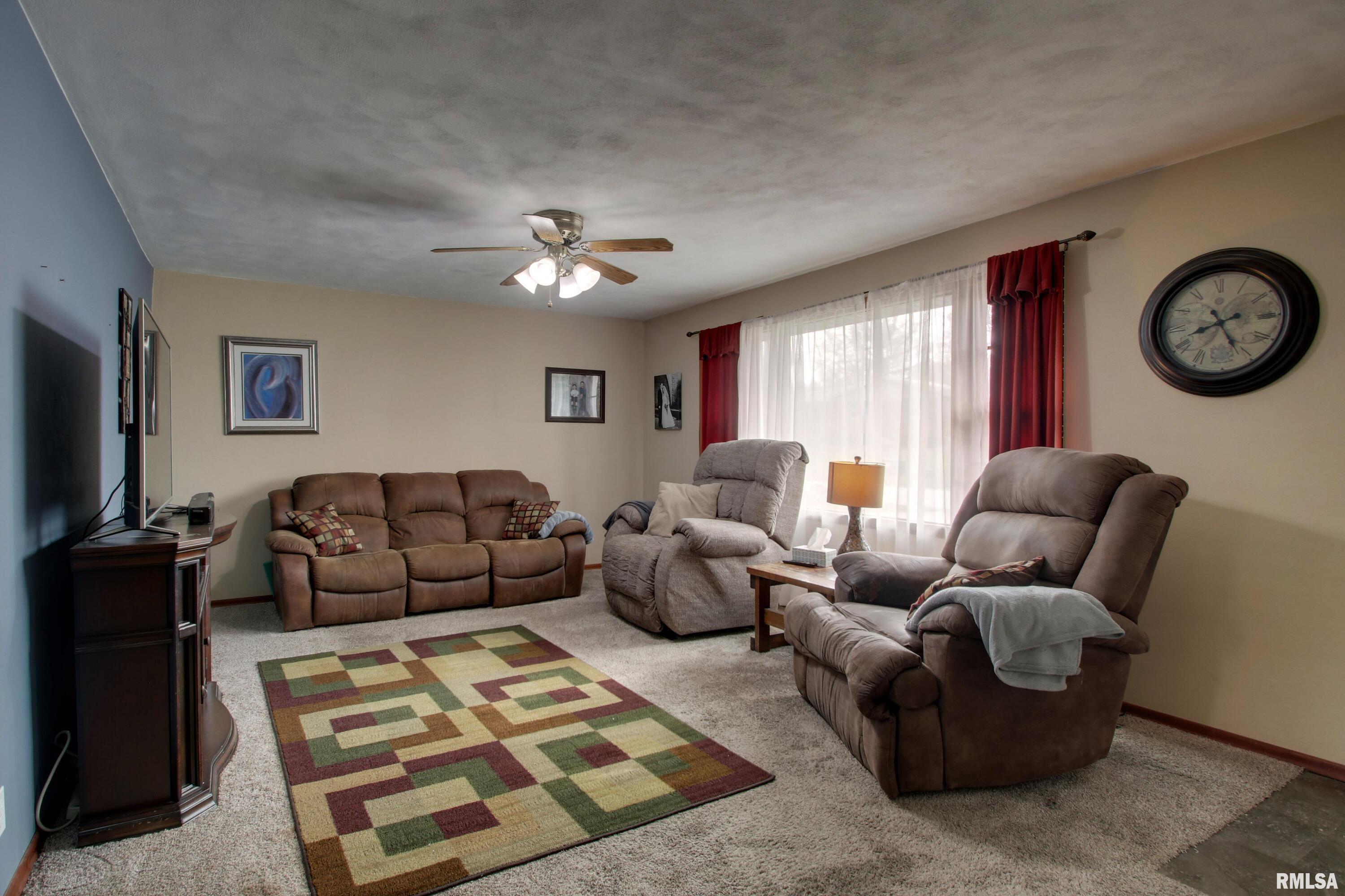 1530 Curtis Creek Drive Property Photo 4