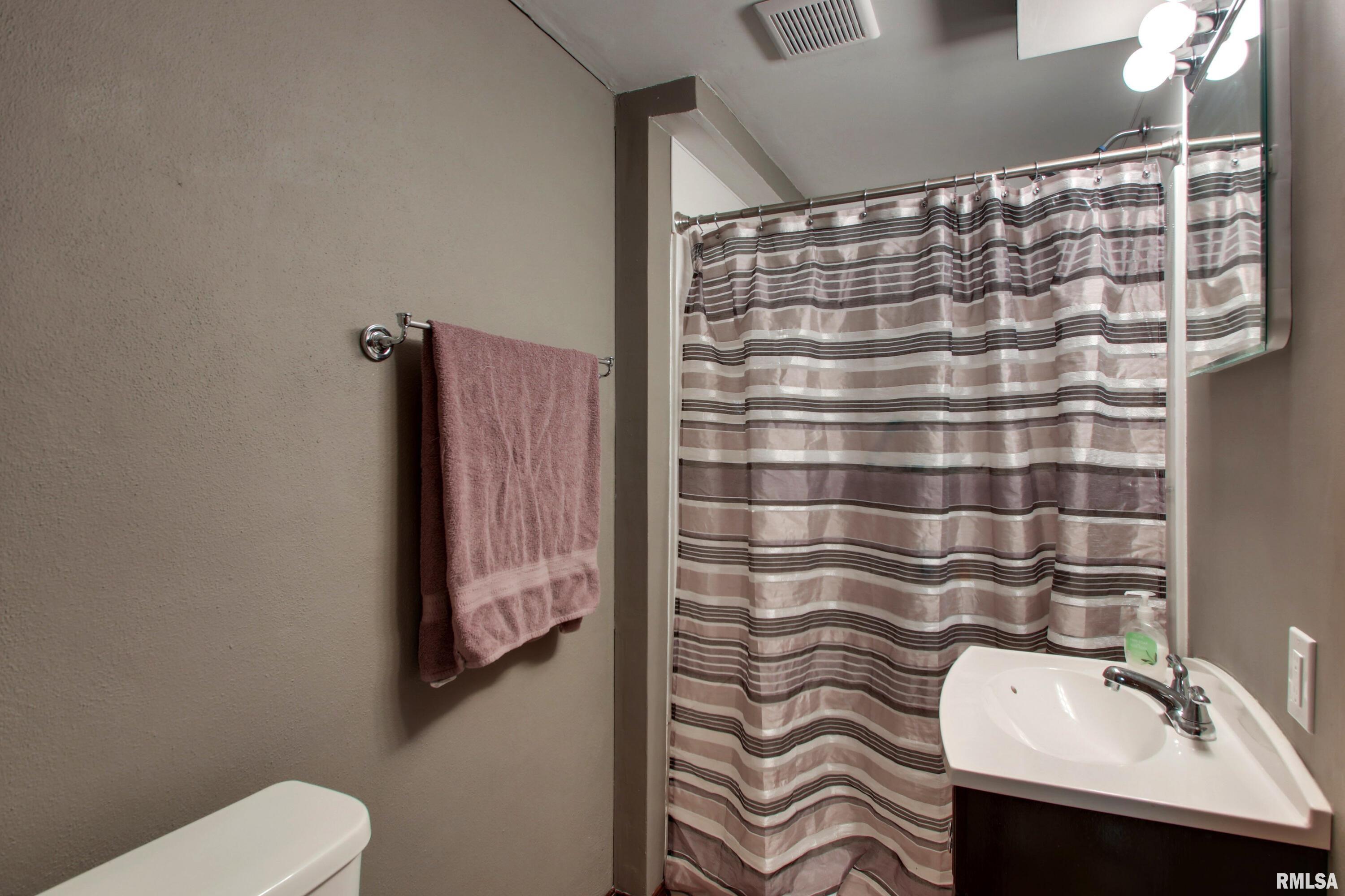 1530 Curtis Creek Drive Property Photo 21