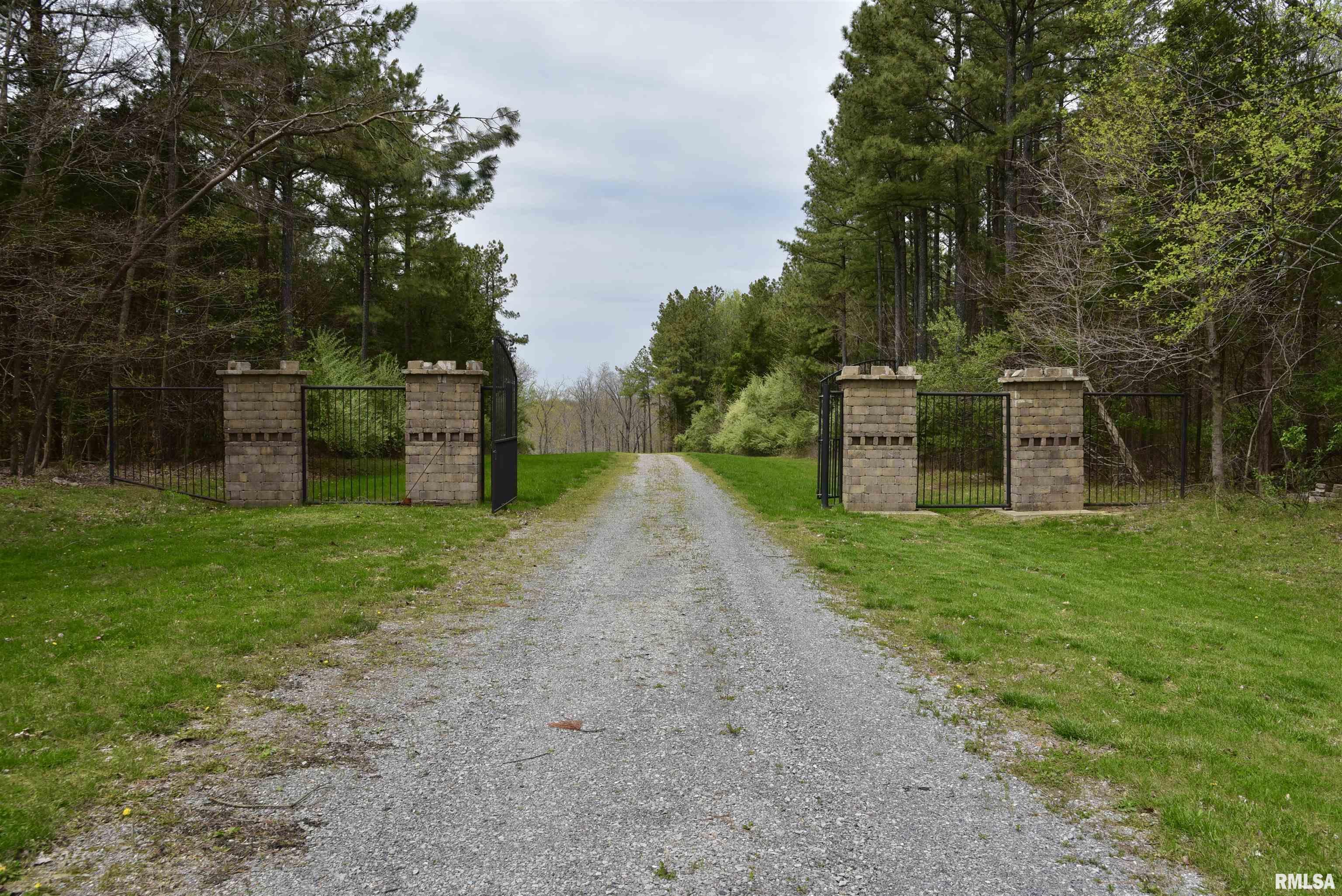 000 Parrish Ridge Road Property Photo