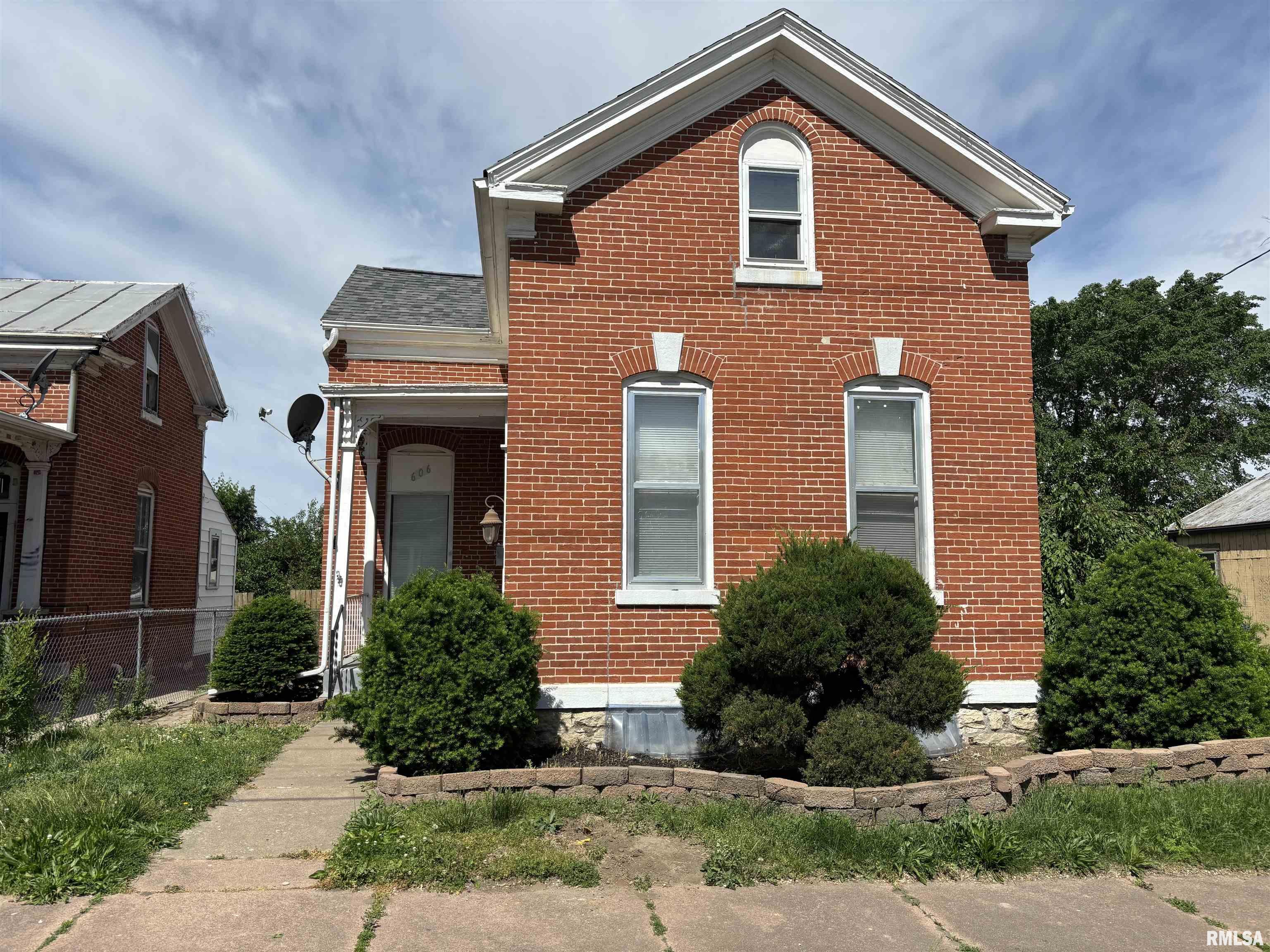 606 S 6th Street Property Photo 1